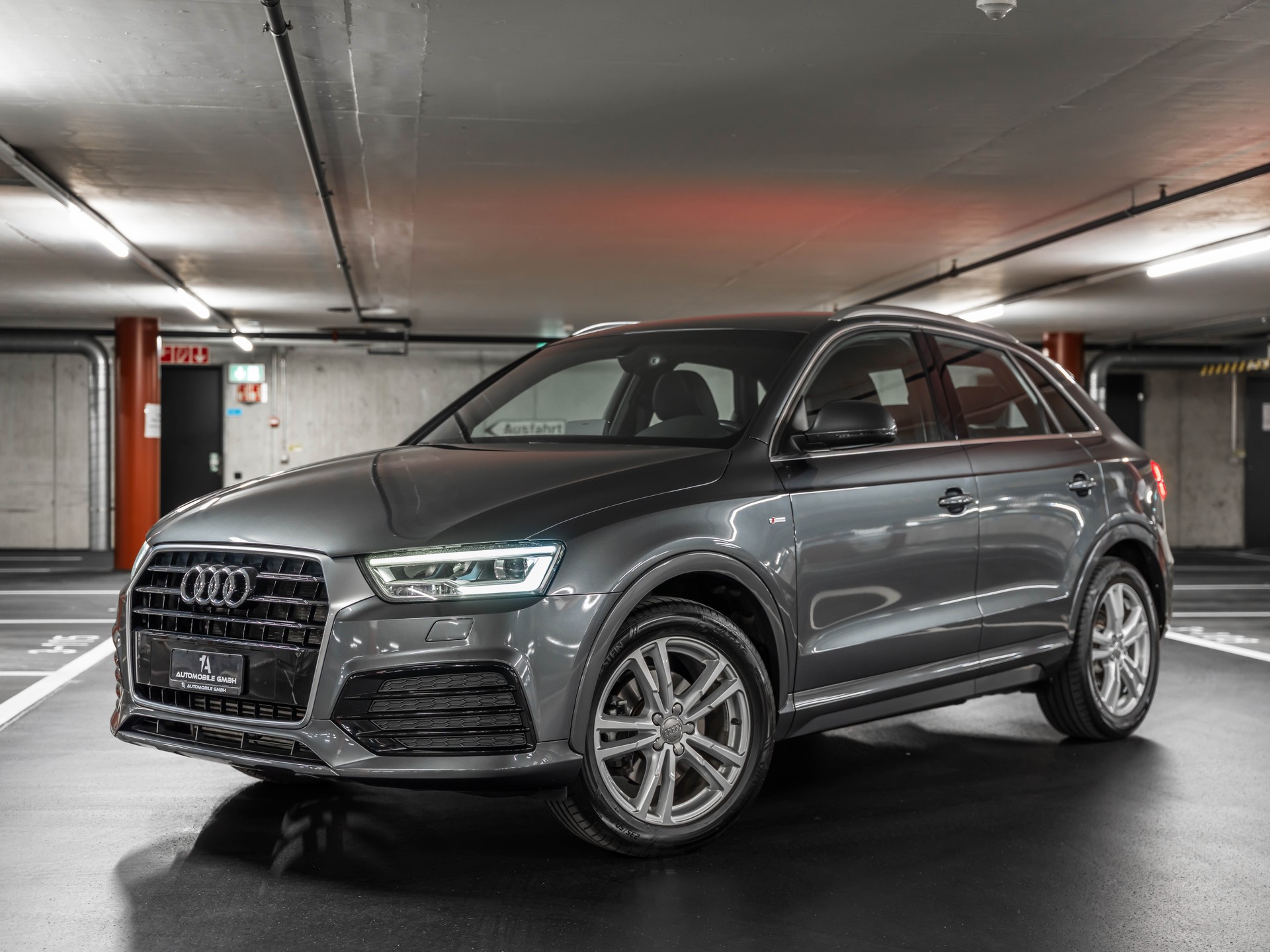 AUDI Q3 2.0 TFSI S-Line Quattro S-Tronic-image-0