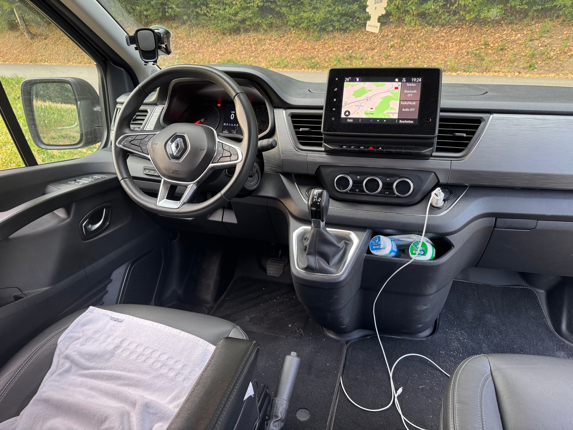 RENAULT Blue Spaceclass 2.0 dCi 170 EDC-image-2