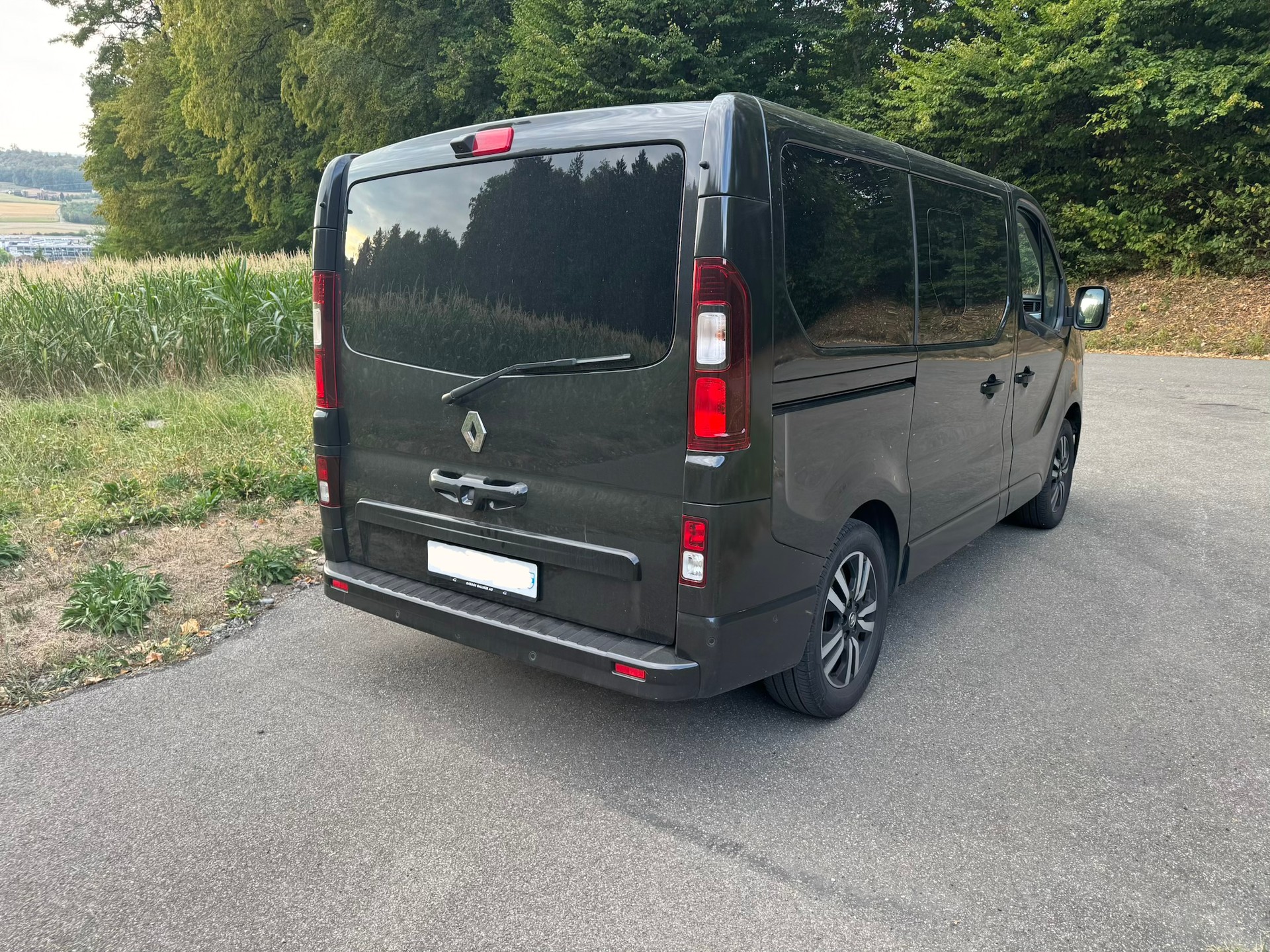RENAULT Blue Spaceclass 2.0 dCi 170 EDC-image-1