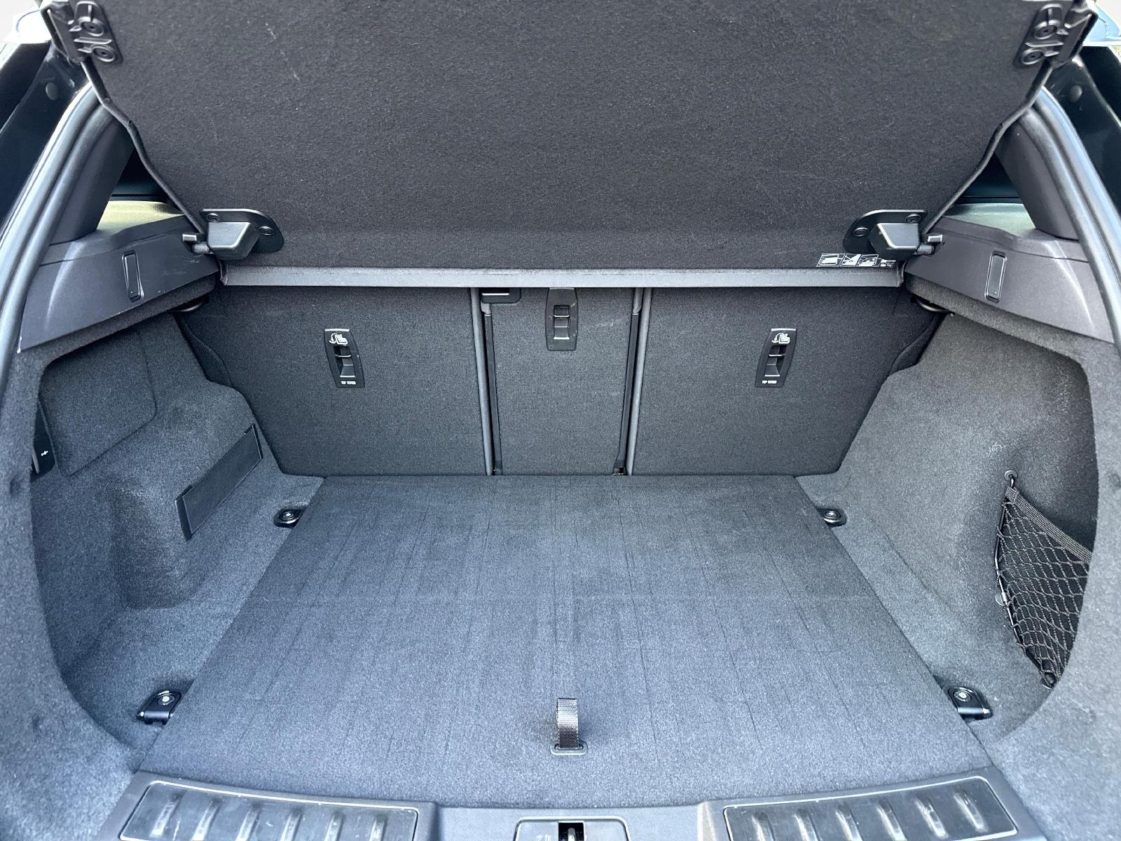 LAND ROVER Range Rover Evoque 2.0 D 200 Dynamic SE mit Gratis Service Paket-image-11
