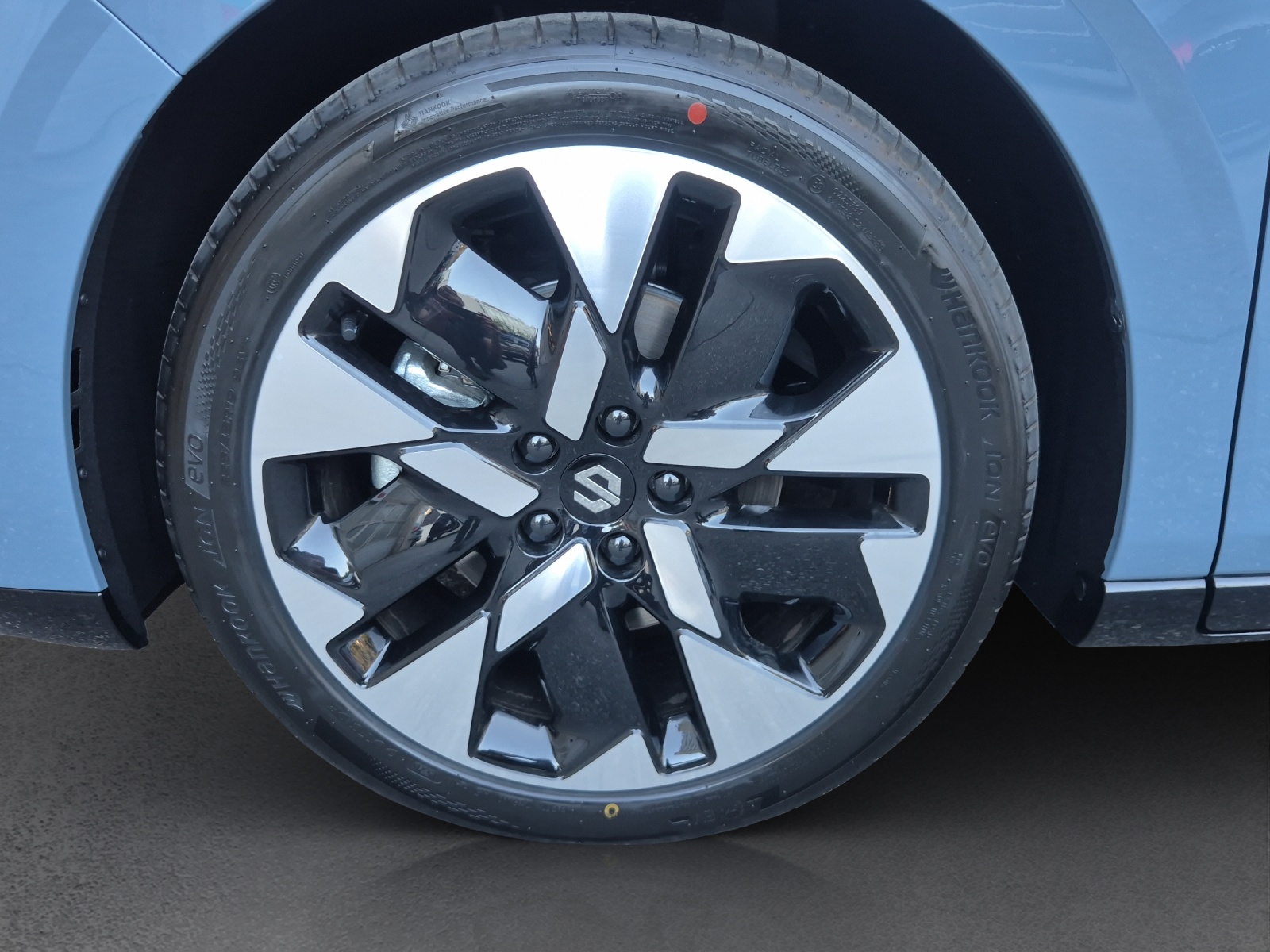 LEAPMOTOR B05 EV 67.1kWh-image-15
