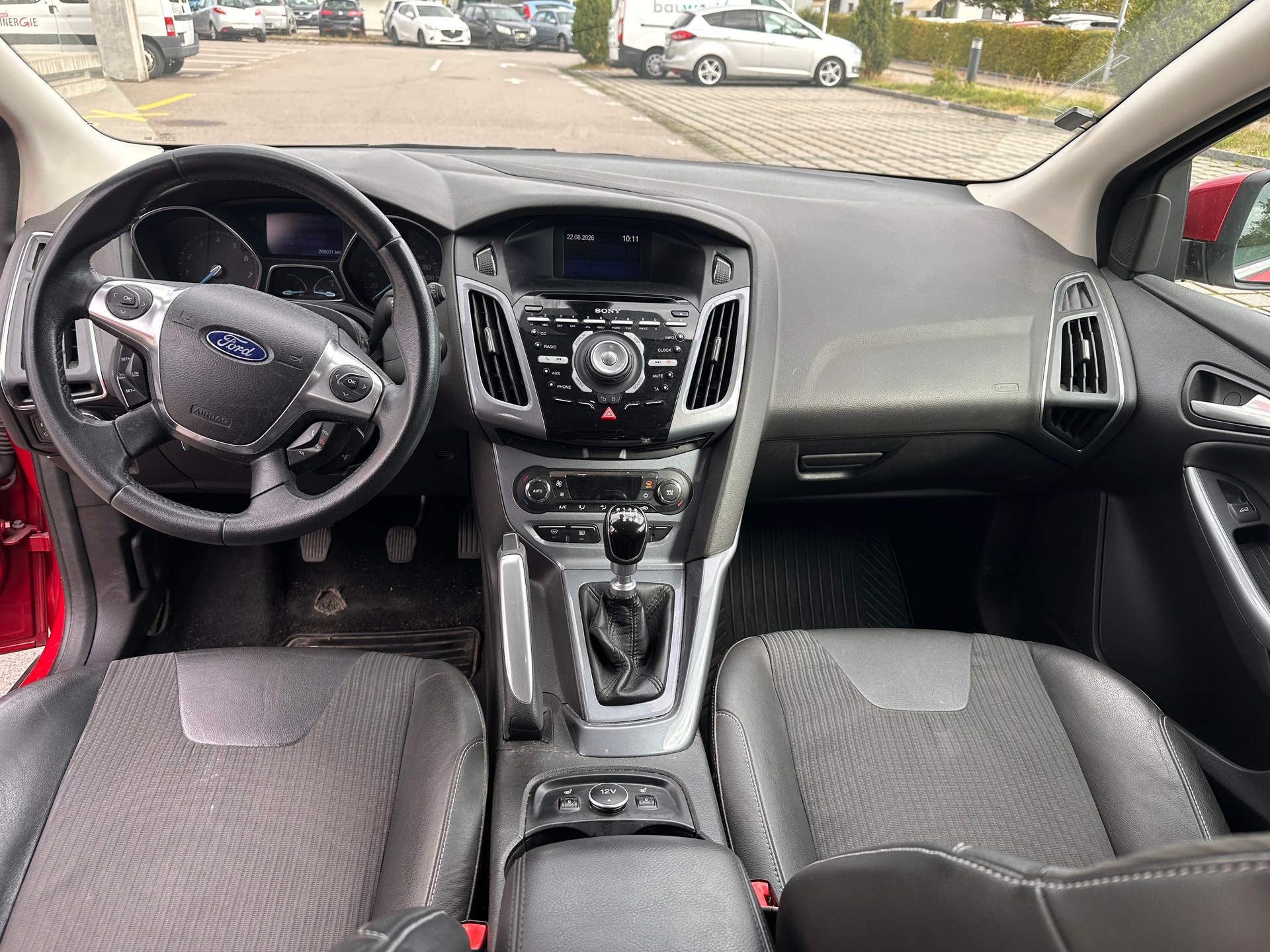 FORD Focus 1.6 SCTi Titanium-image-8