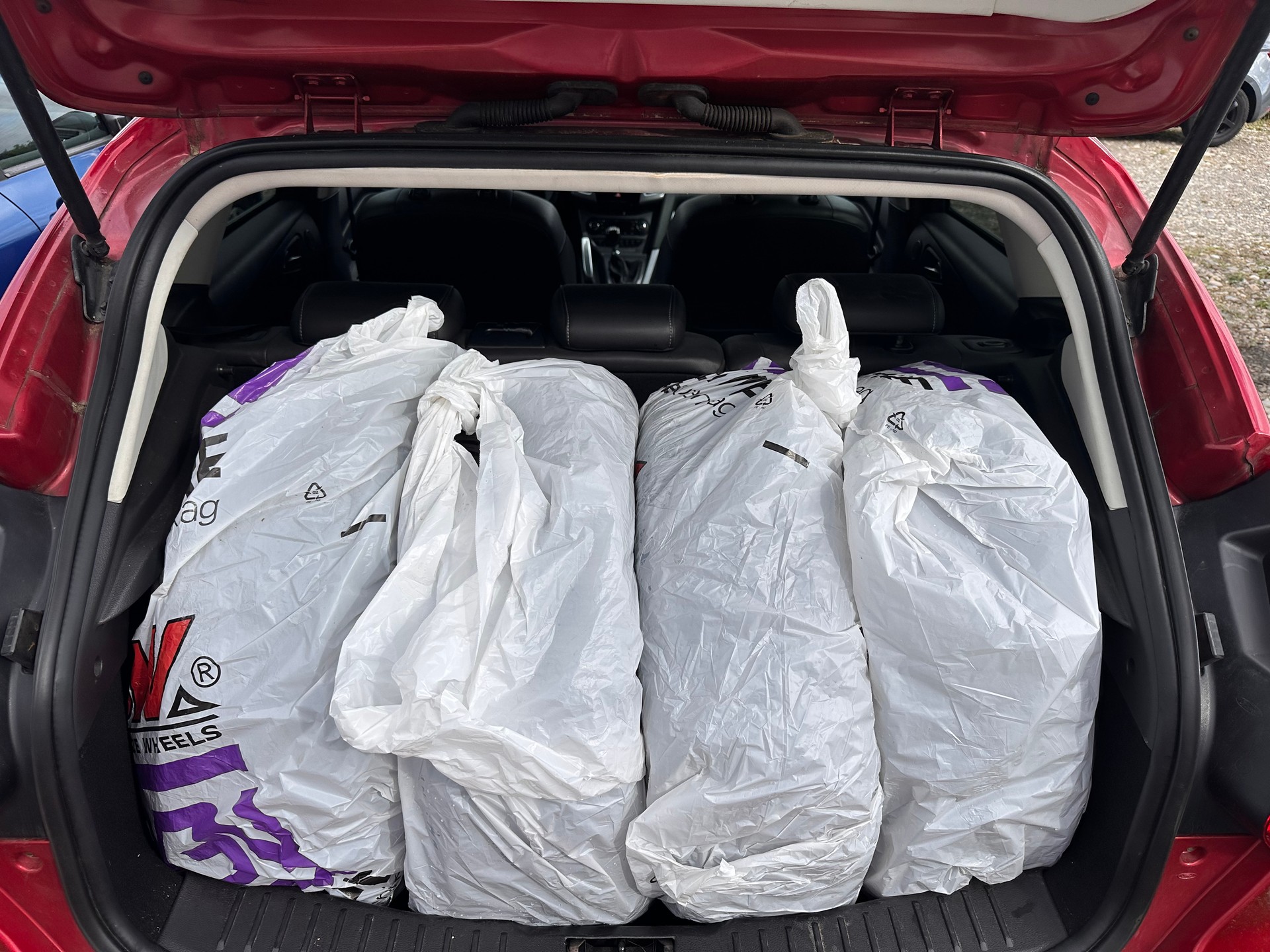FORD Focus 1.6 SCTi Titanium-image-12