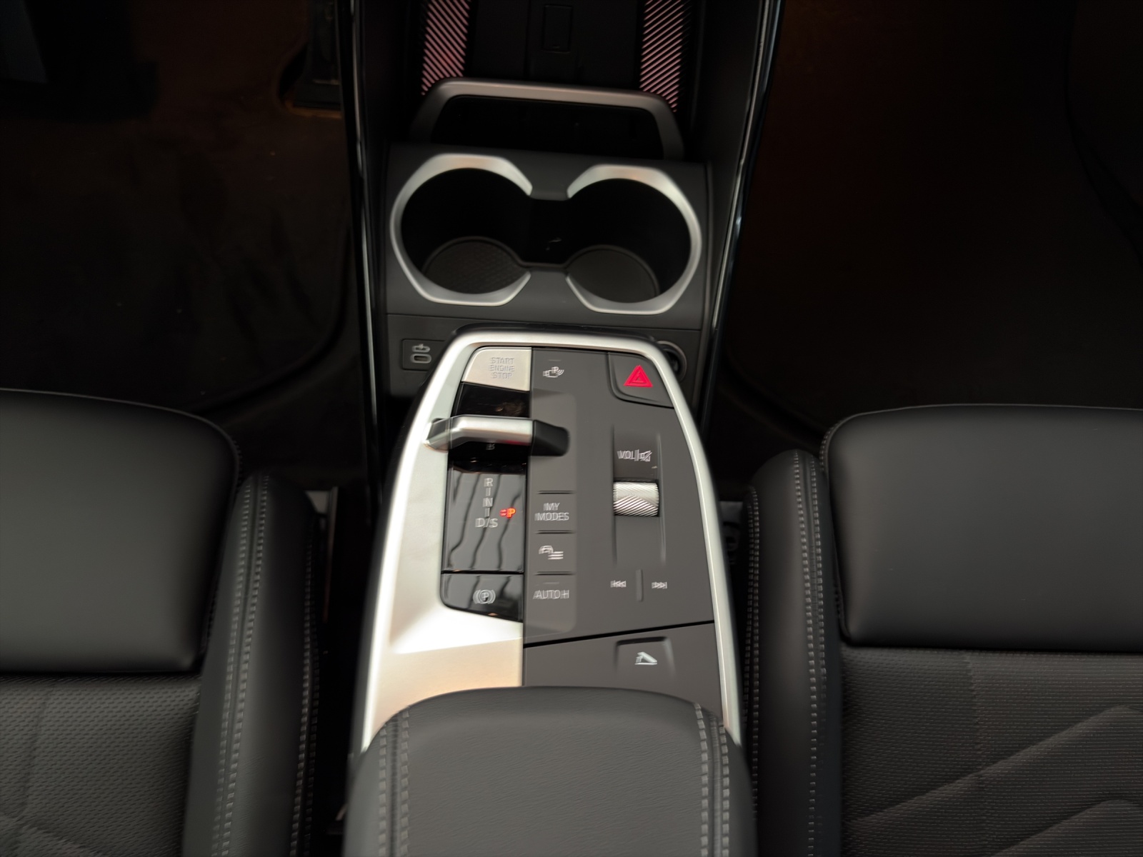 BMW X1 30e xDrive-image-14