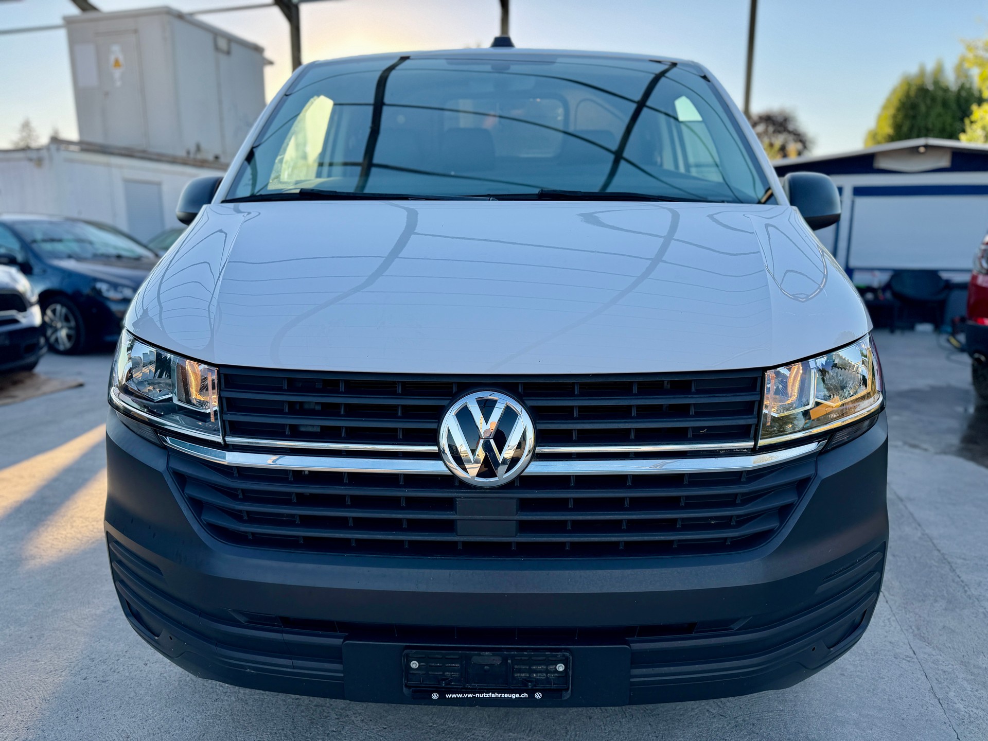 VW T6.1 2.0 TDI-image-2