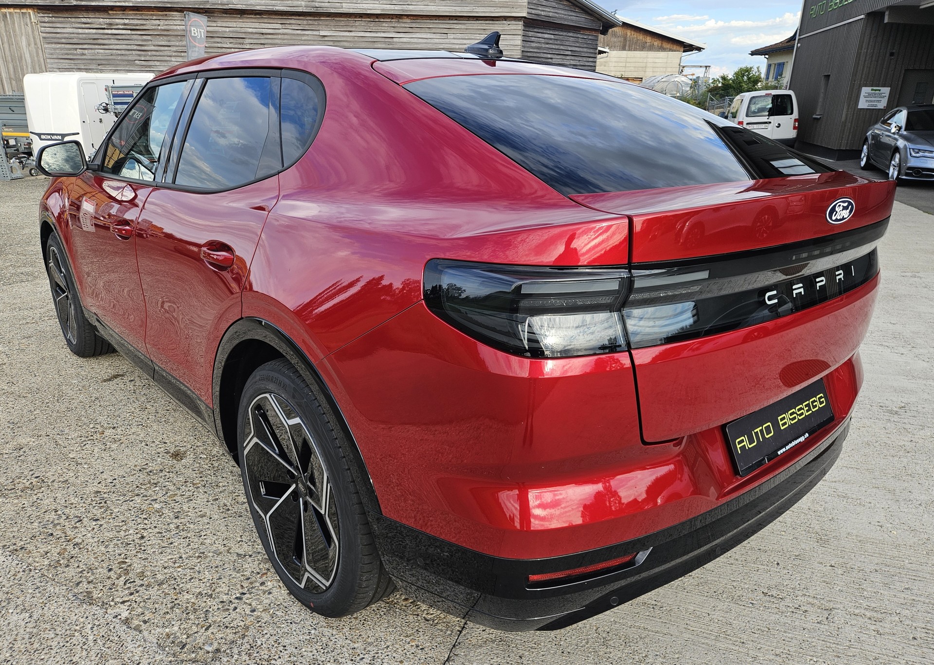 FORD Capri Elektro 77kWh Dual Extended Range Premium AWD-image-4