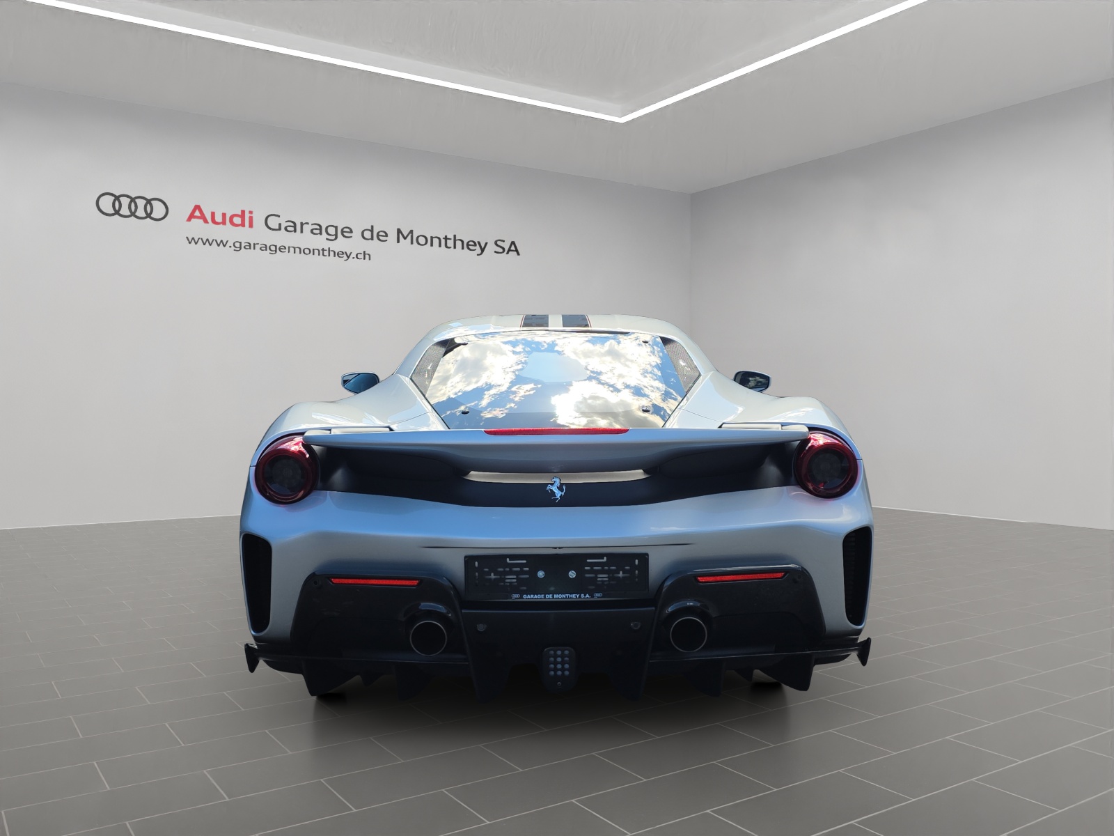 FERRARI 488 Pista 3.9 V8-image-4