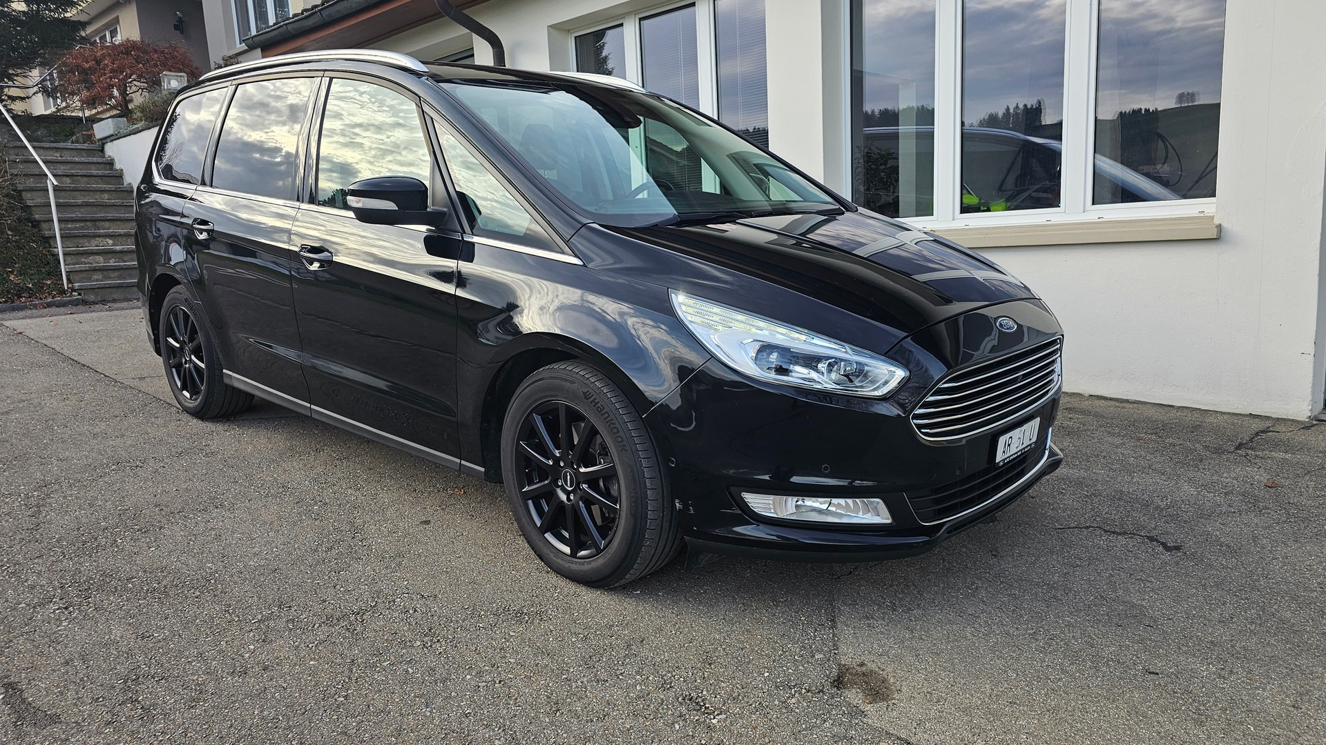 FORD Galaxy 2.0 TDCi Titanium AWD Automatic-image-1