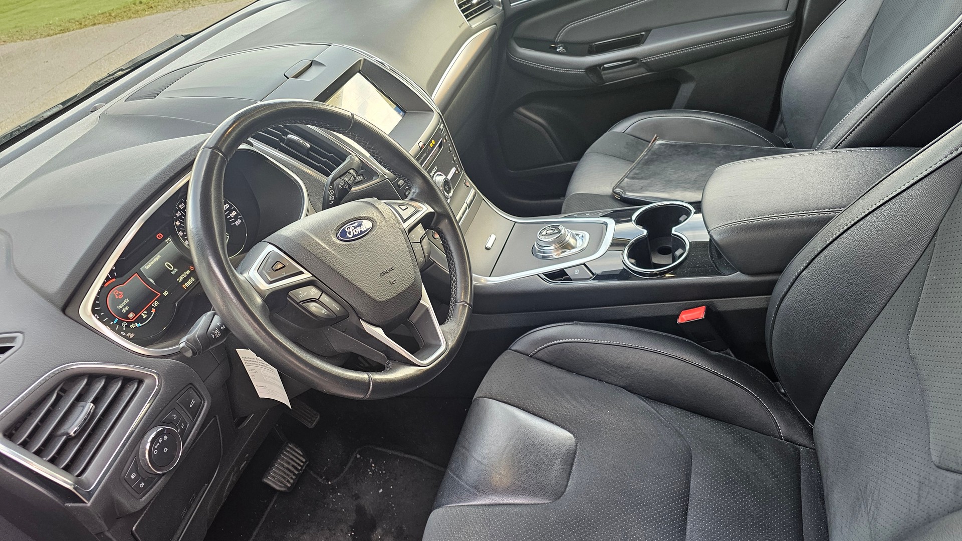 FORD Galaxy 2.0 TDCi Titanium AWD Automatic-image-4