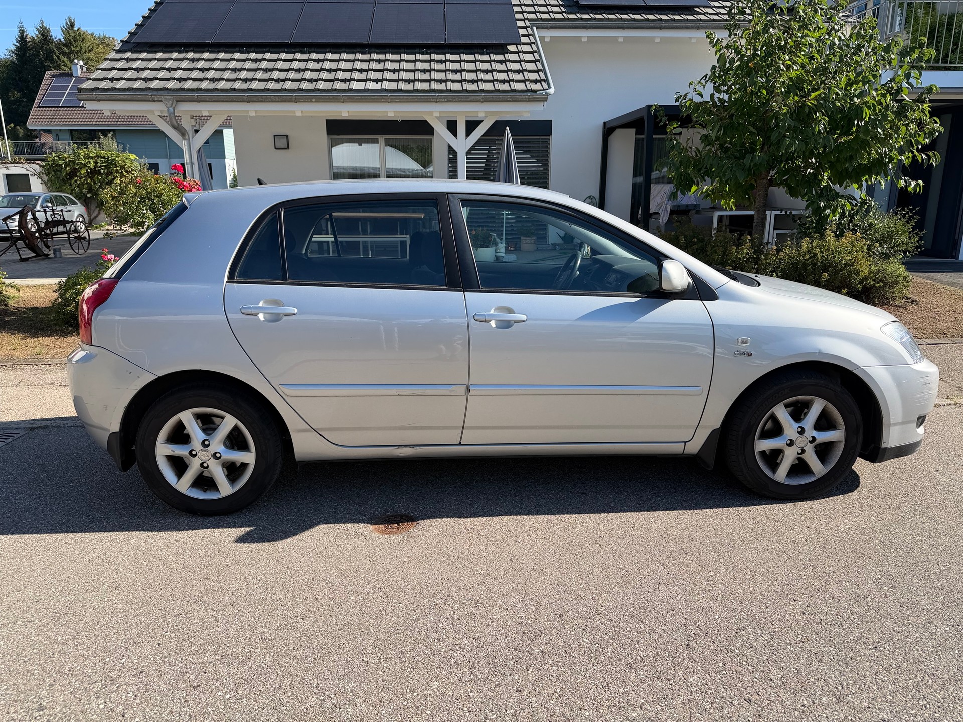 TOYOTA Corolla 2.0 D4D Linea Sol-image-4