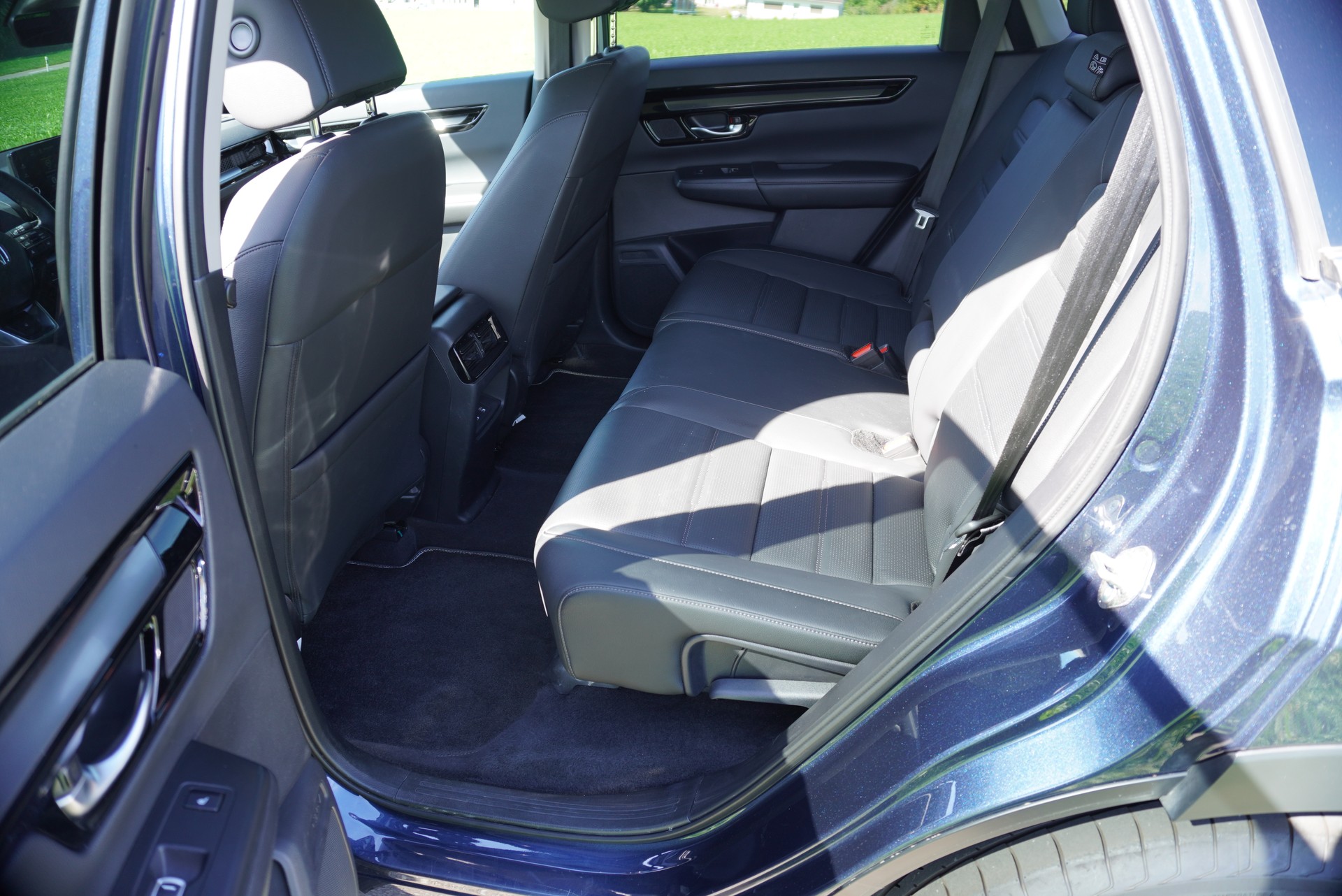 HONDA CR-V 2.0i MMD Hybrid Advance 4WD Automatic-image-9