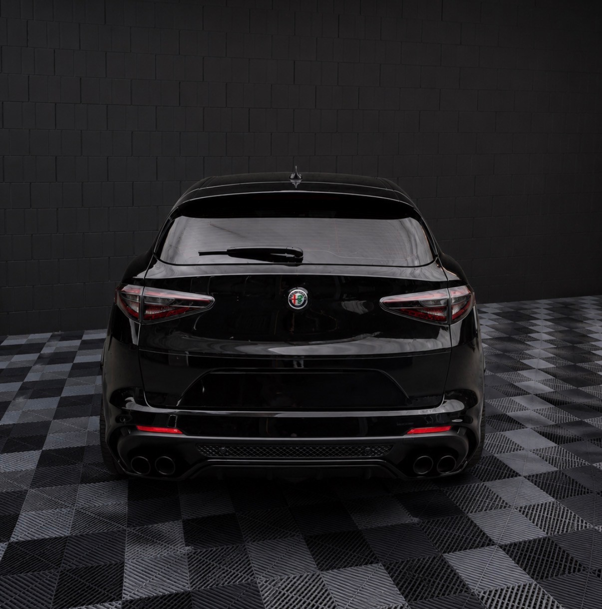 ALFA ROMEO Stelvio 2.9 V6 Quadrifoglio Q4 Automatic-image-4