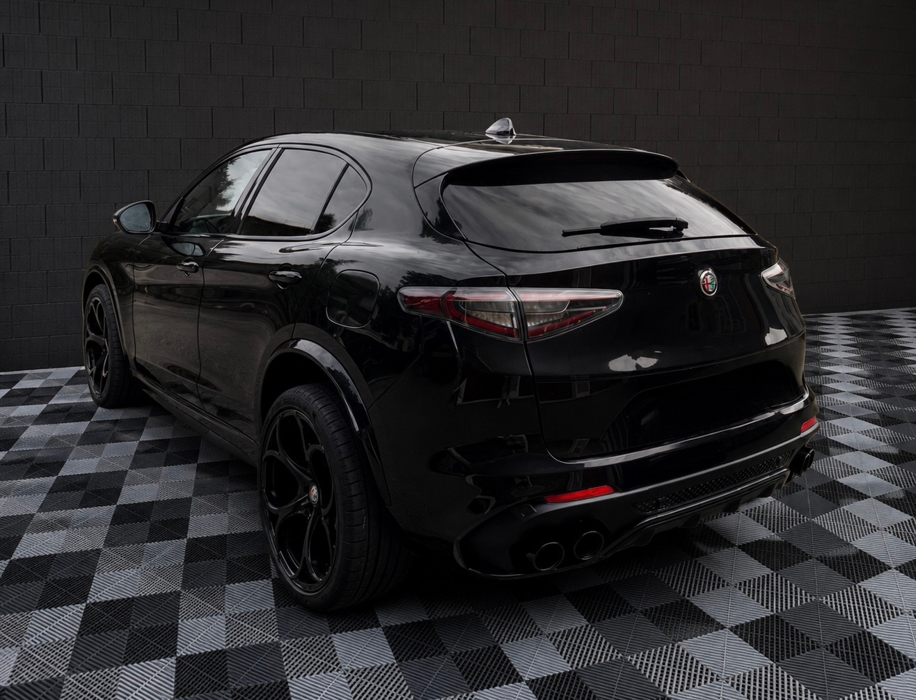 ALFA ROMEO Stelvio 2.9 V6 Quadrifoglio Q4 Automatic-image-3