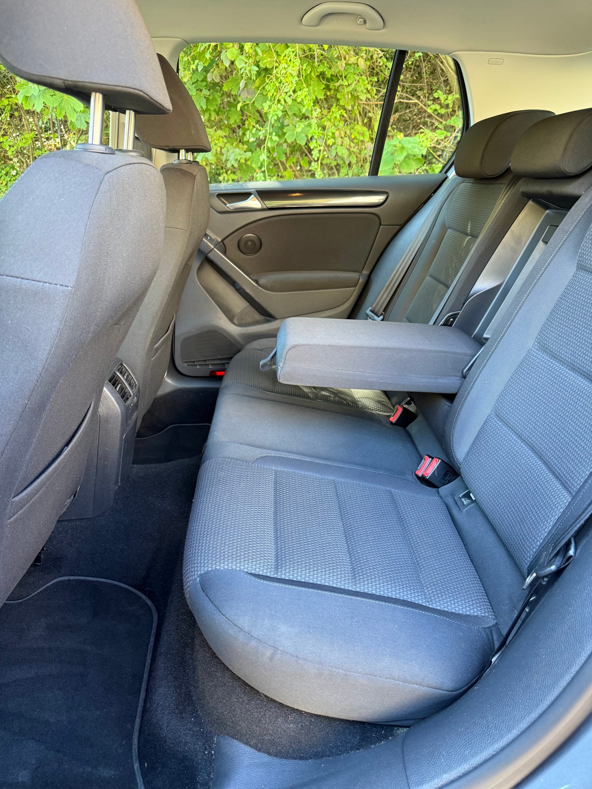VW Golf 1.4 TSI Highline-image-9