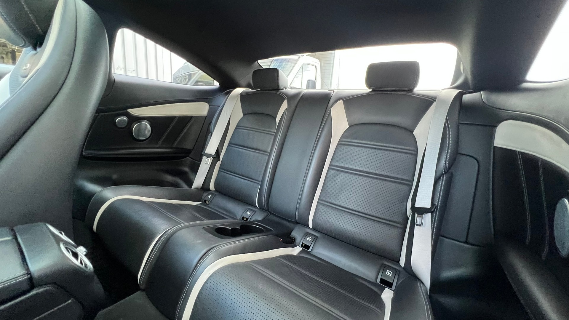 MERCEDES-BENZ C 63 S AMG BLACK 9G-TRONIC l 510 PS-image-28