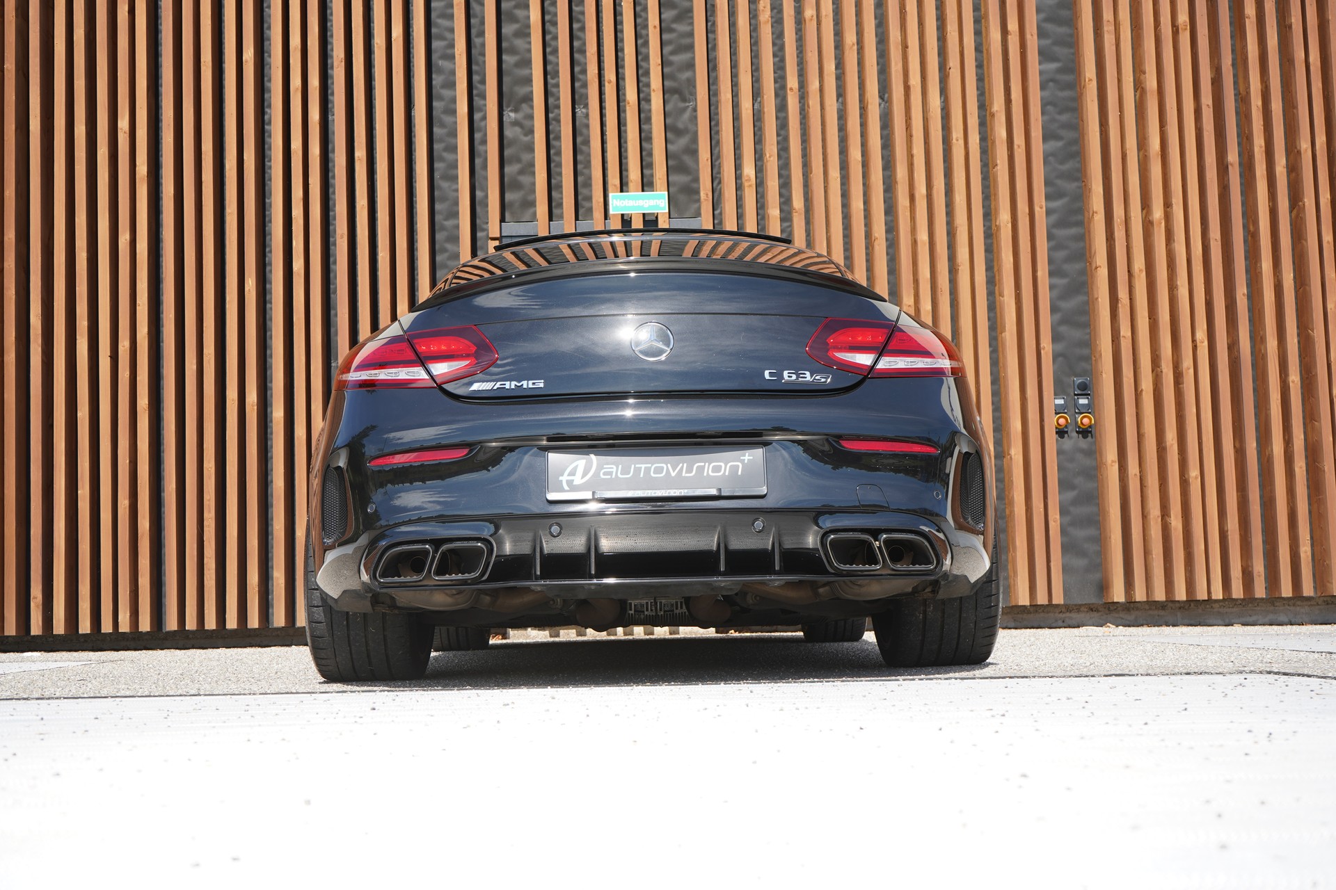 MERCEDES-BENZ C 63 S AMG BLACK 9G-TRONIC l 510 PS-image-17