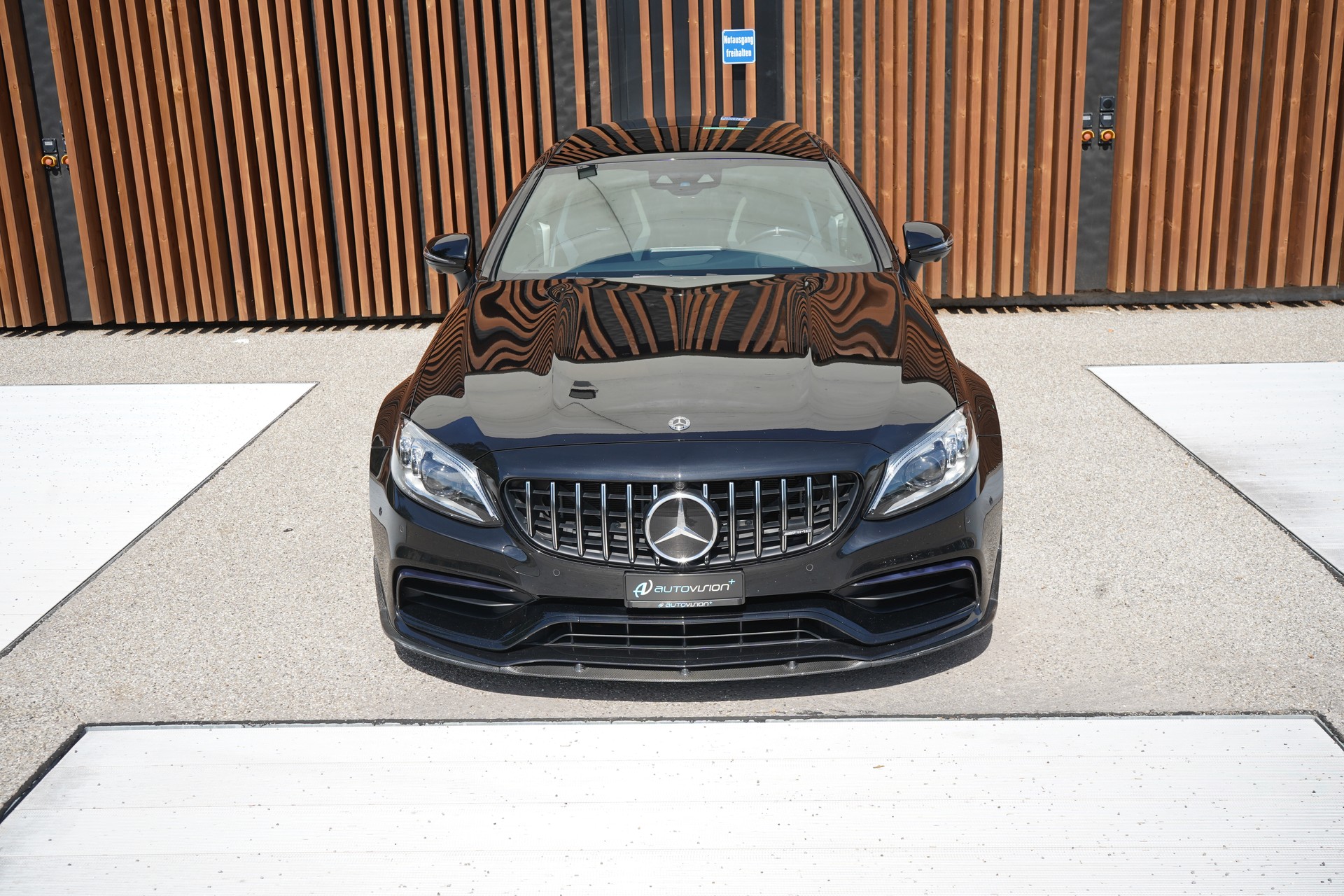 MERCEDES-BENZ C 63 S AMG BLACK 9G-TRONIC l 510 PS-image-14