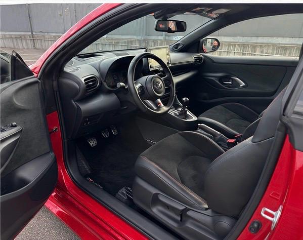 TOYOTA 1.6 Turbo Sport 4x4-image-4
