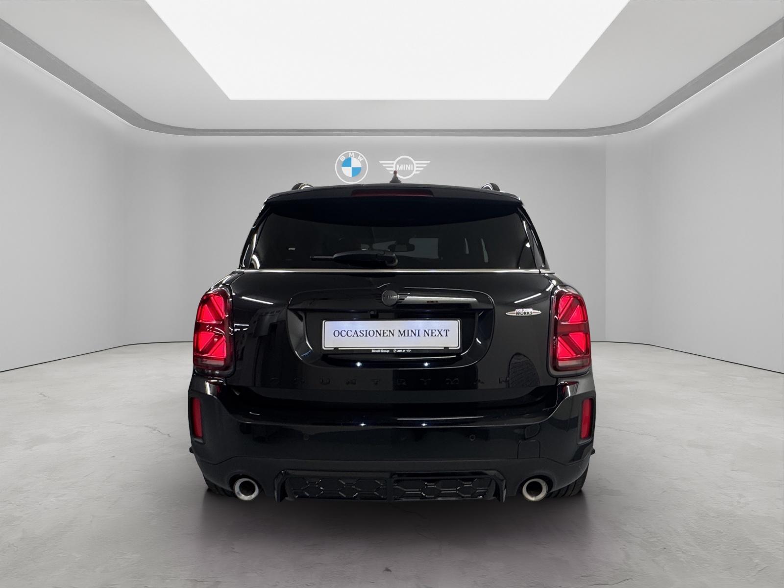 MINI Countryman F60 2.0i John Cooper Works ALL4-image-3