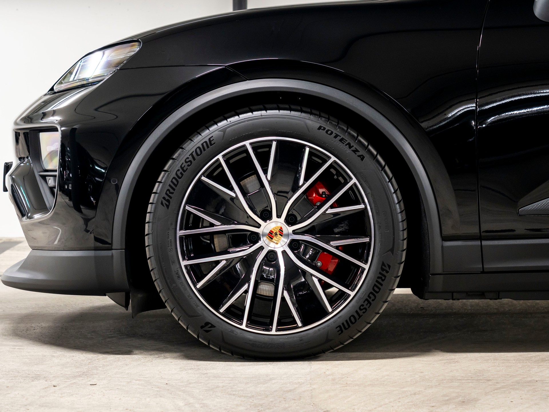 PORSCHE Macan 4 S 100kWh-image-5