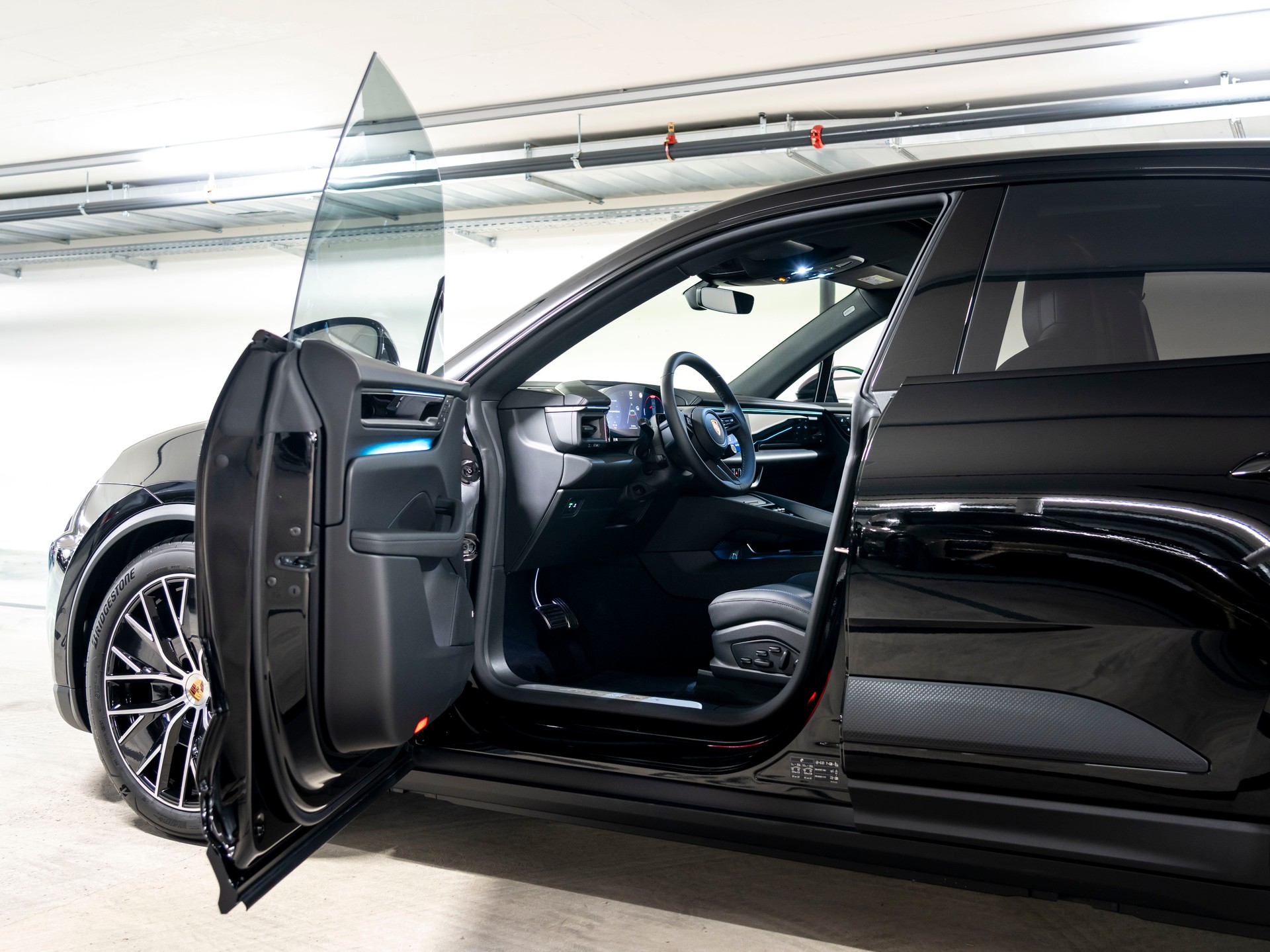 PORSCHE Macan 4 S 100kWh-image-9