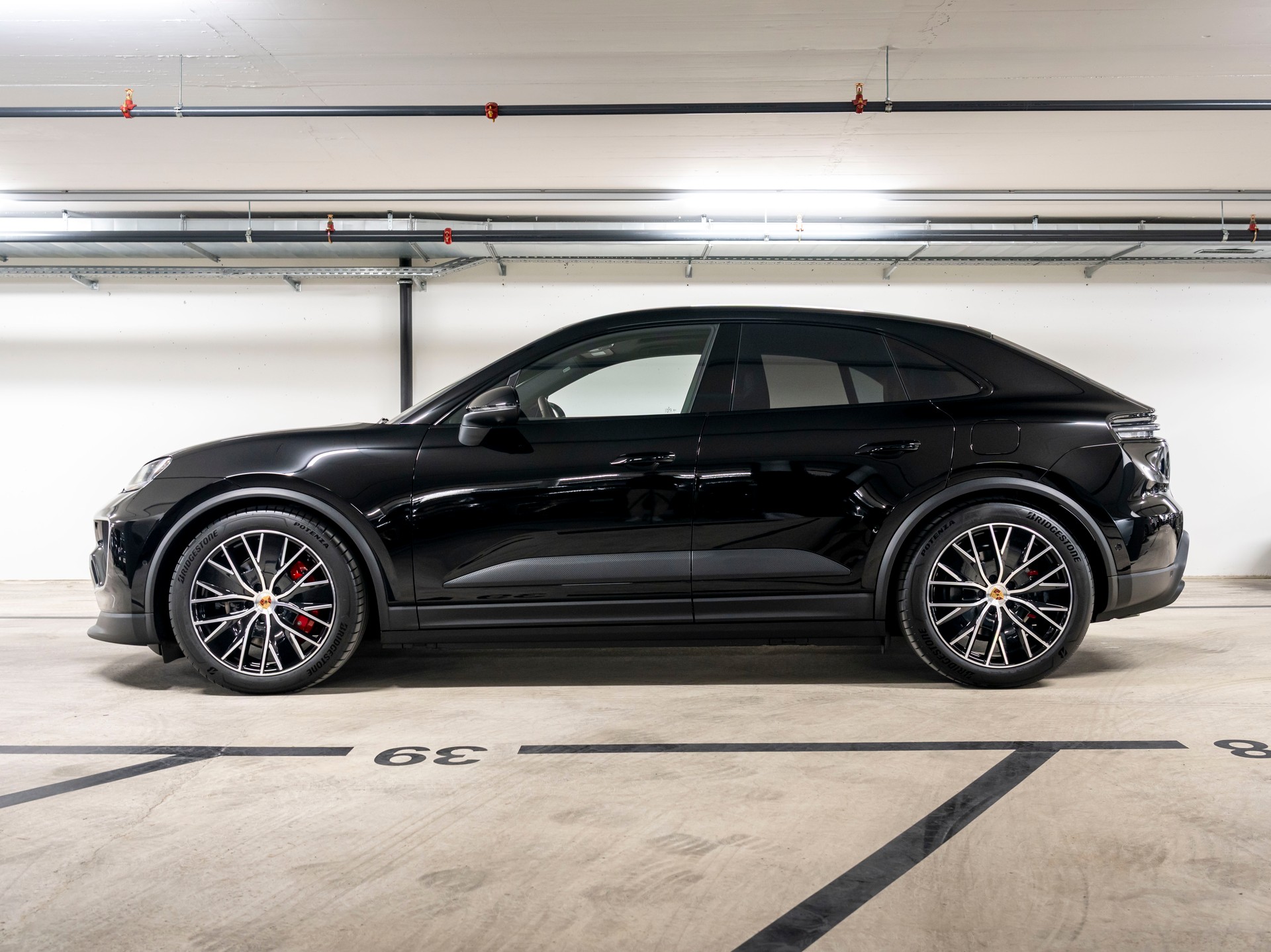 PORSCHE Macan 4 S 100kWh-image-1