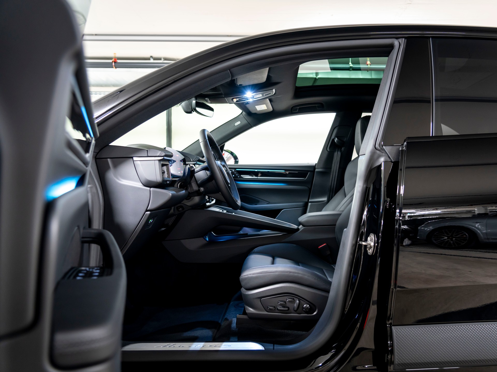 PORSCHE Macan 4 S 100kWh-image-10