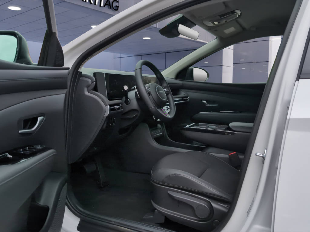 HYUNDAI TUCSON 1.6 T-GDi Hybrid Amplia 2WD-image-9