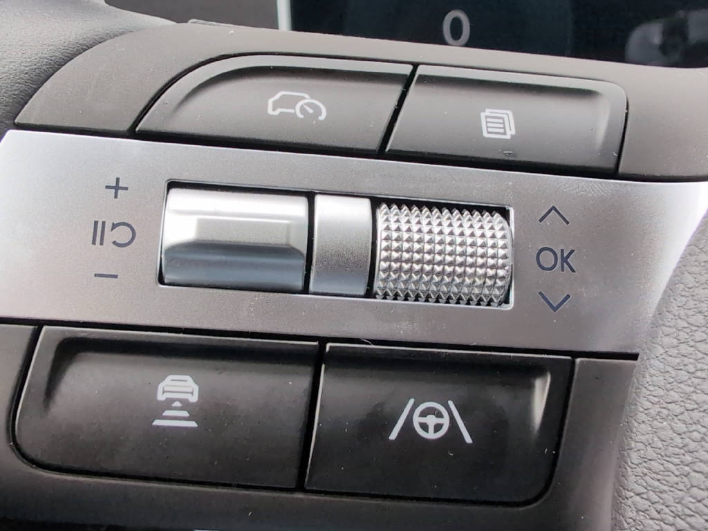 HYUNDAI TUCSON 1.6 T-GDi Hybrid Amplia 2WD-image-18