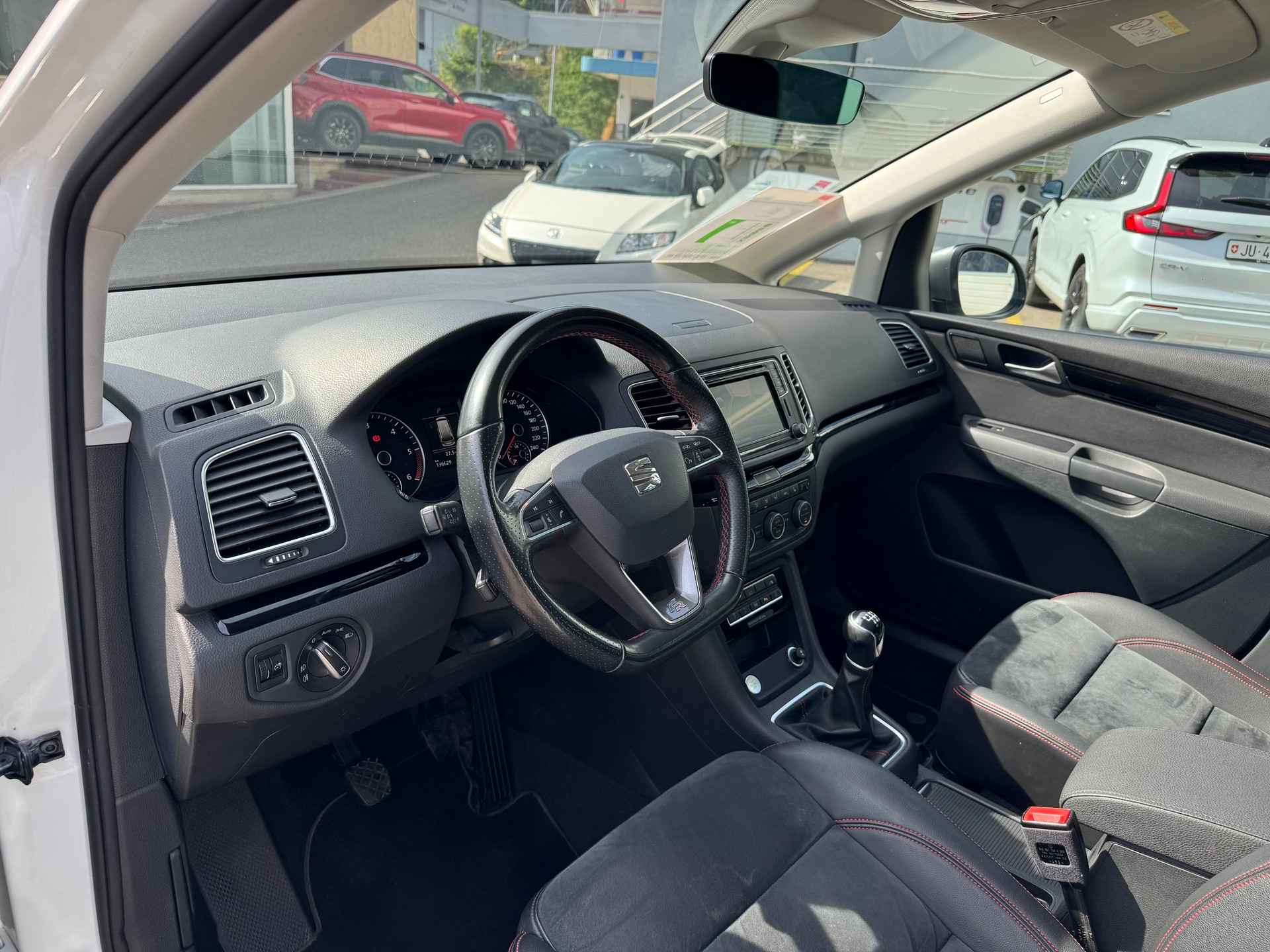 SEAT Alhambra 2.0 TDI Reference 4Drive-image-9