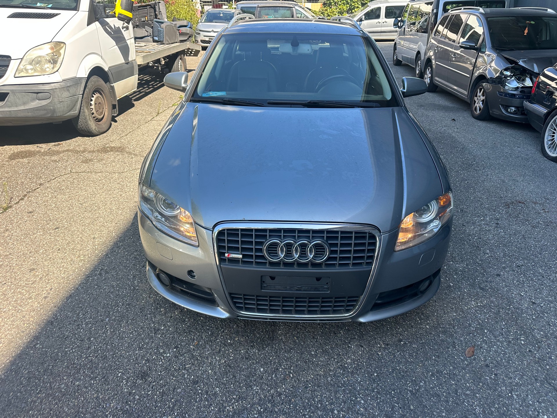 AUDI A4 Avant 2.0 TFSI multitronic-image-9