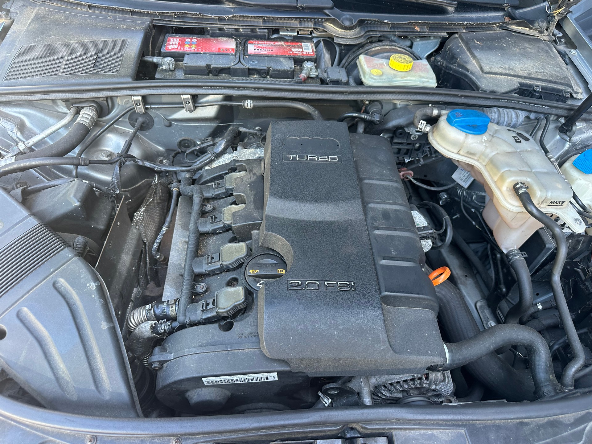 AUDI A4 Avant 2.0 TFSI multitronic-image-4