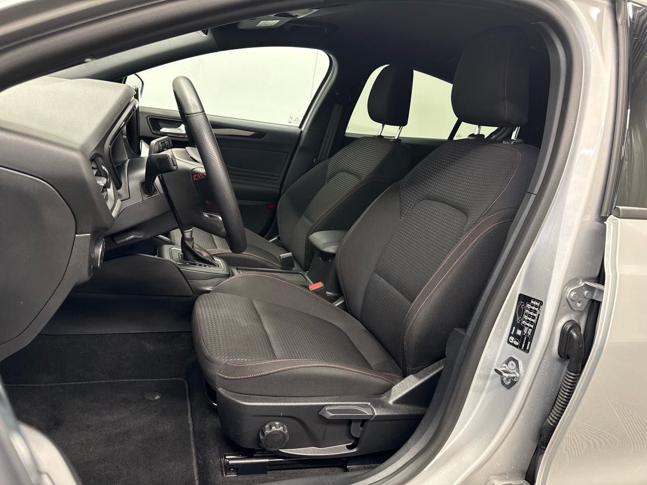 FORD Focus 1.0 MHEV ST-Line Automat-showroom-element-3