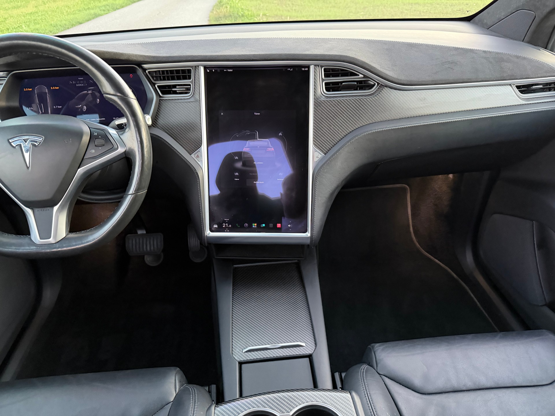 TESLA Model X 100 D-image-14