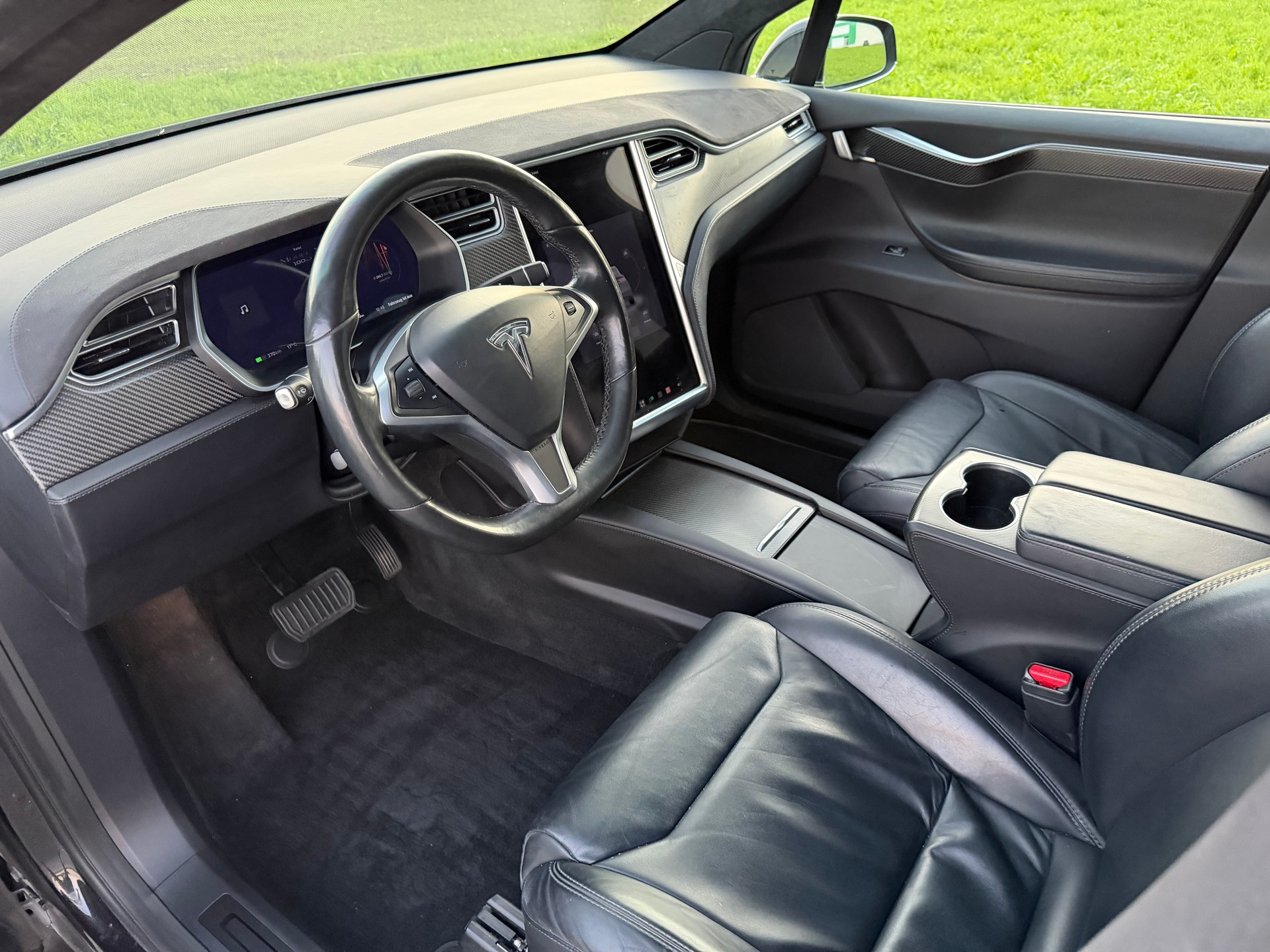 TESLA Model X 100 D-image-8