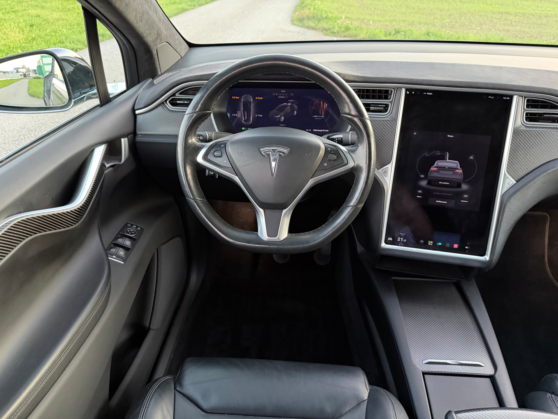 TESLA Model X 100 D-image-13