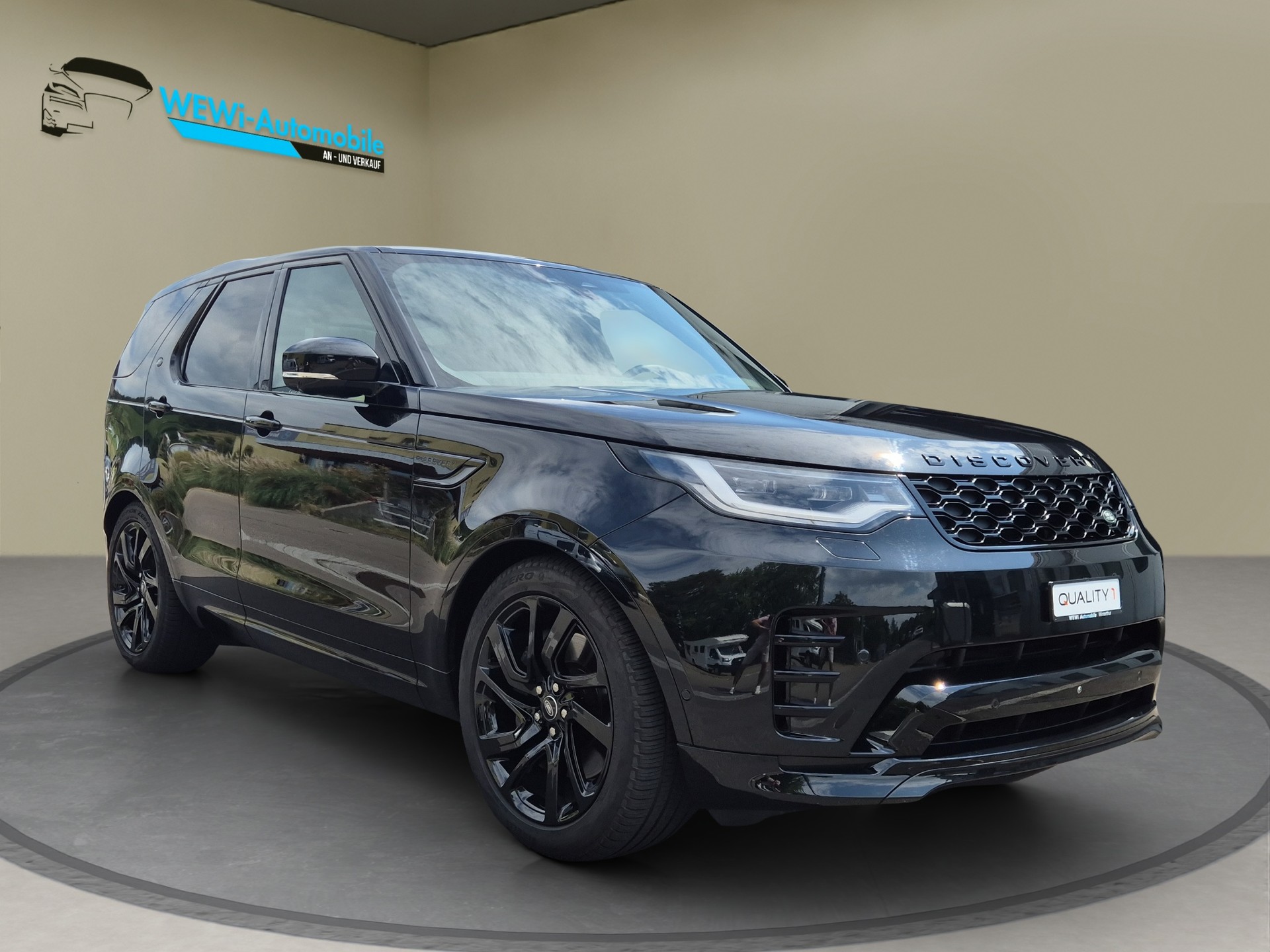 LAND ROVER Discovery 3.0 i6 360 R-Dynamic HSE AWD Automatic-image-6