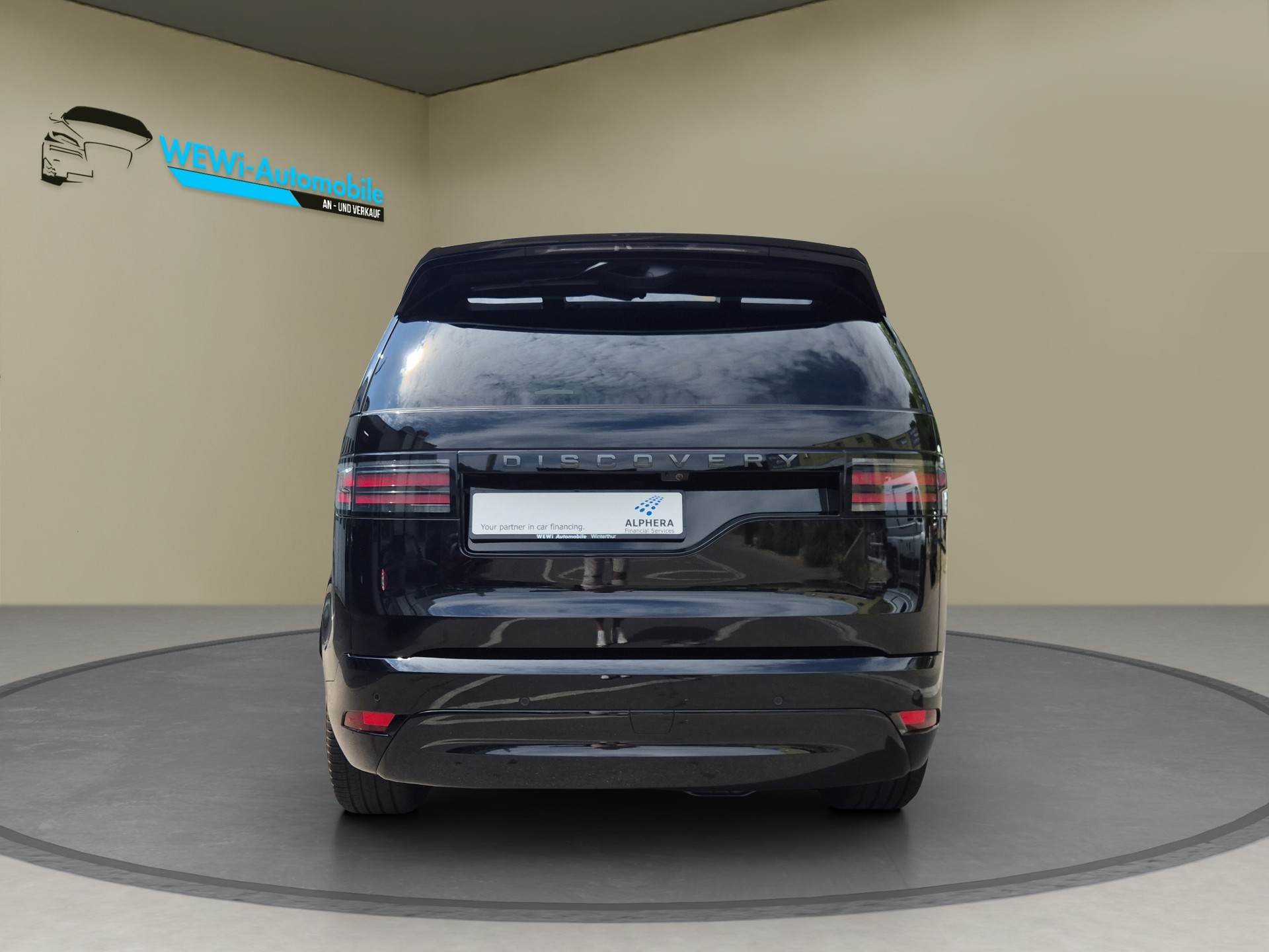 LAND ROVER Discovery 3.0 i6 360 R-Dynamic HSE AWD Automatic-image-3