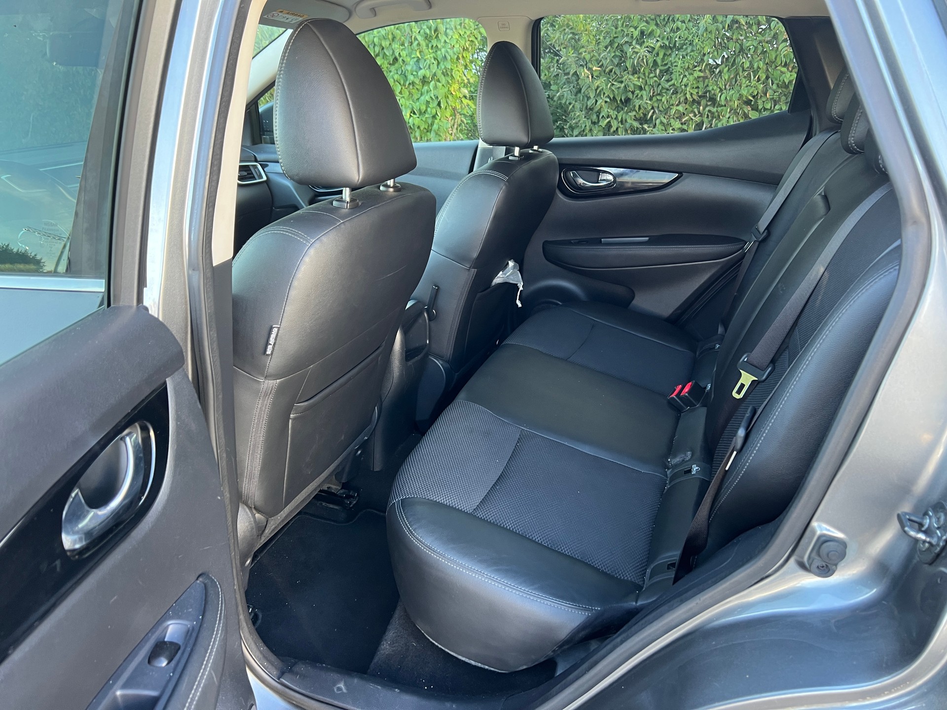 NISSAN Qashqai 1.6 dCi 360° Xtronic CVT-image-10
