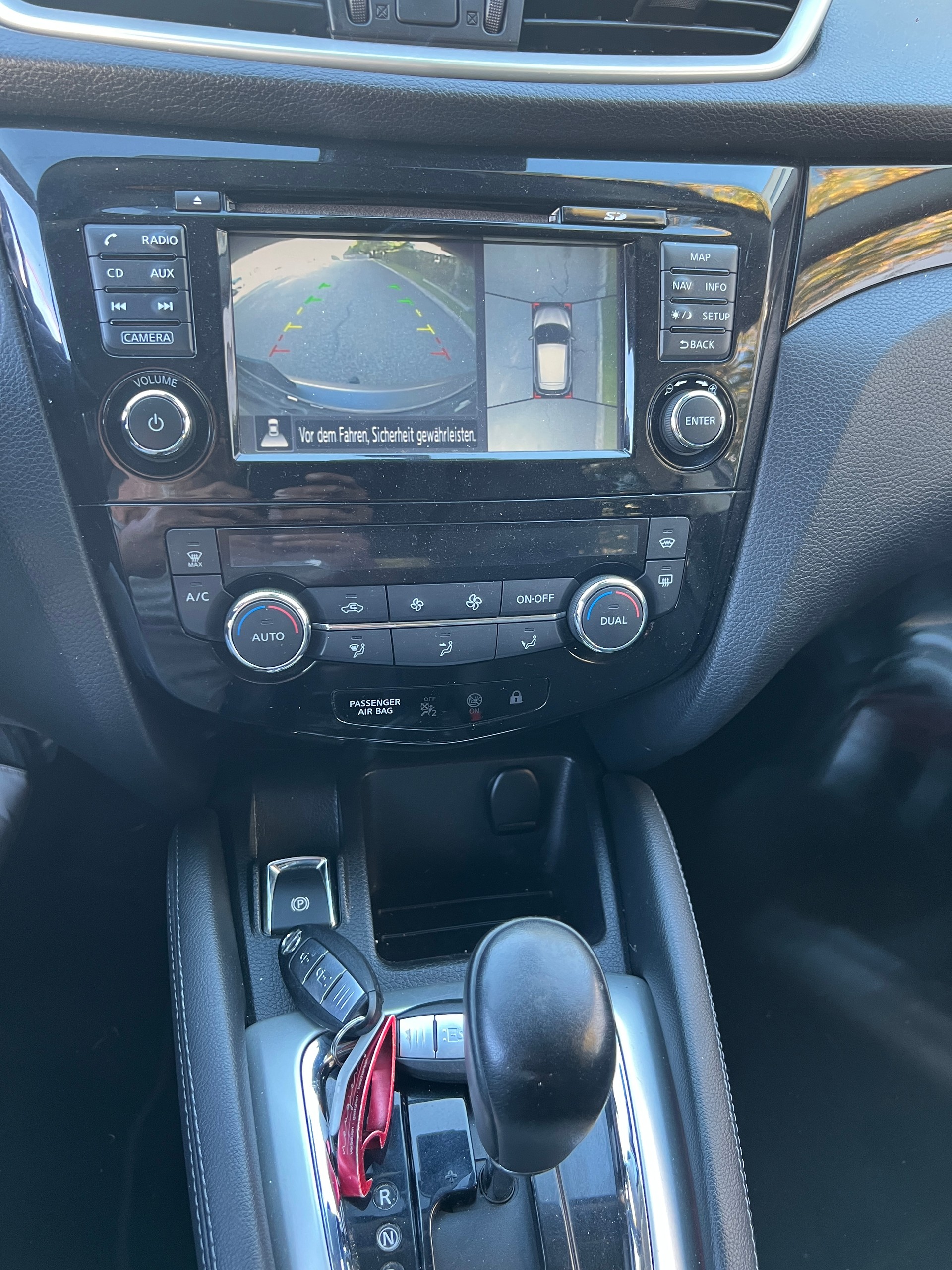NISSAN Qashqai 1.6 dCi 360° Xtronic CVT-image-8