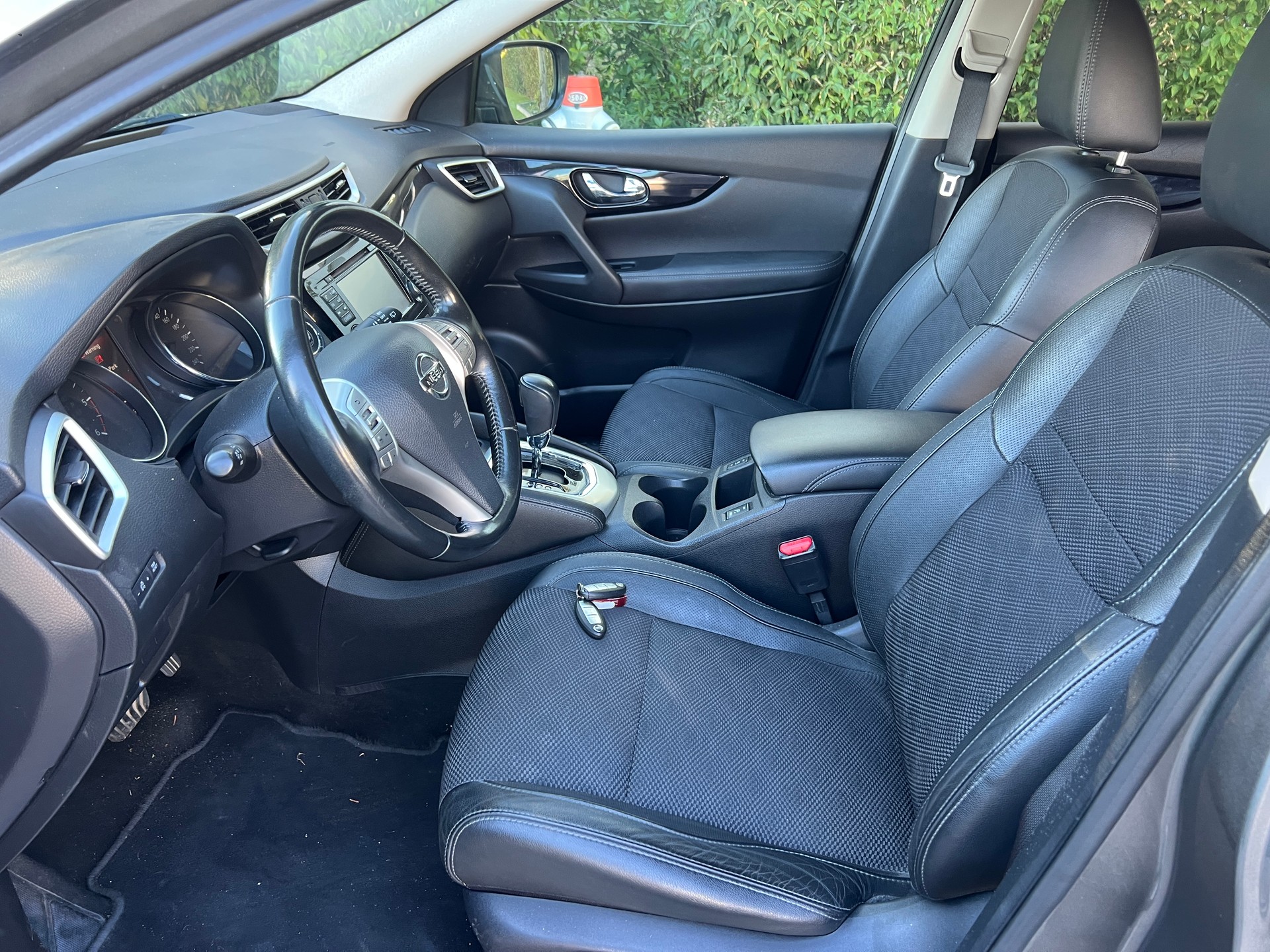 NISSAN Qashqai 1.6 dCi 360° Xtronic CVT-image-9