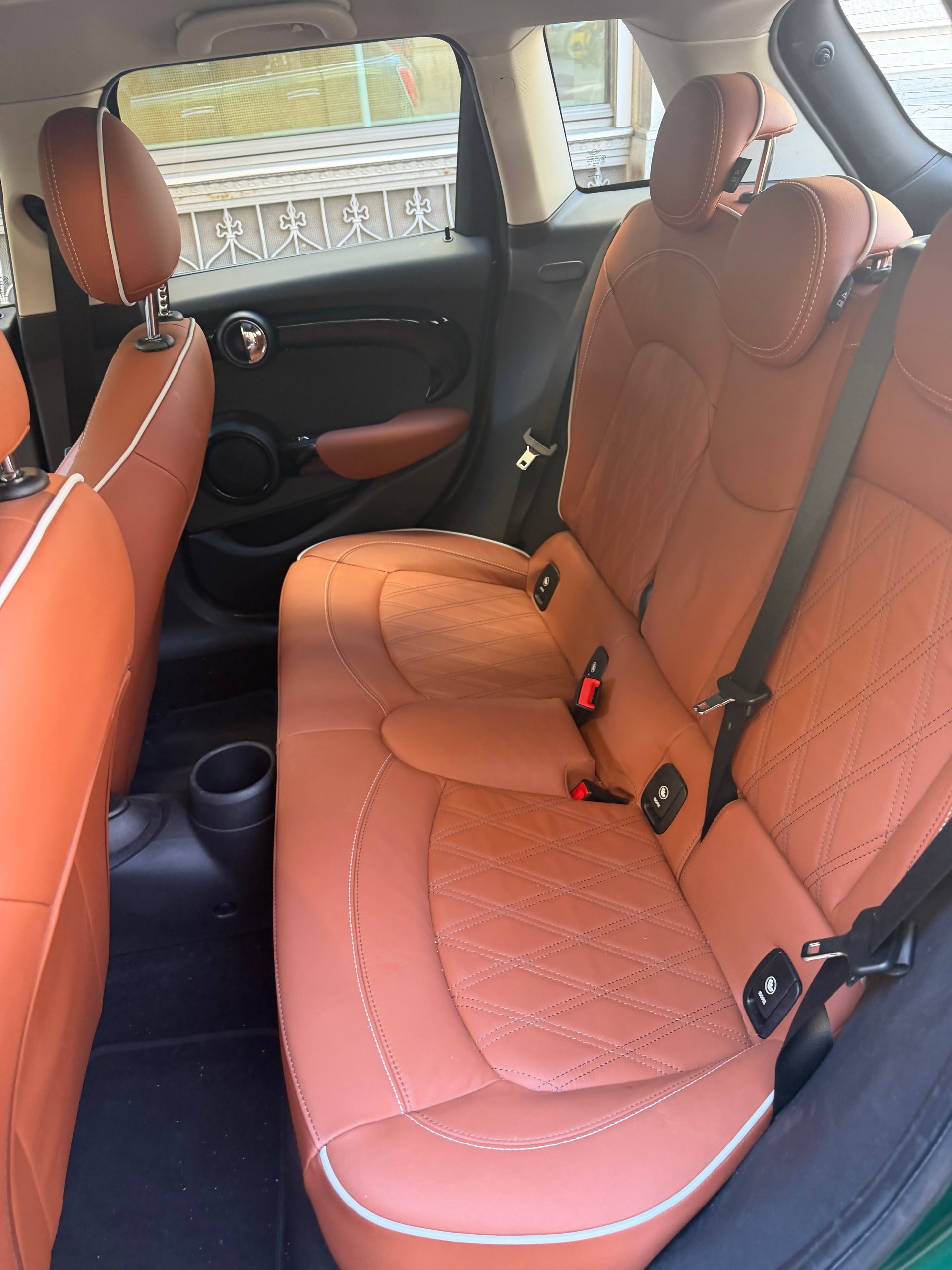 MINI John Cooper Works-image-3