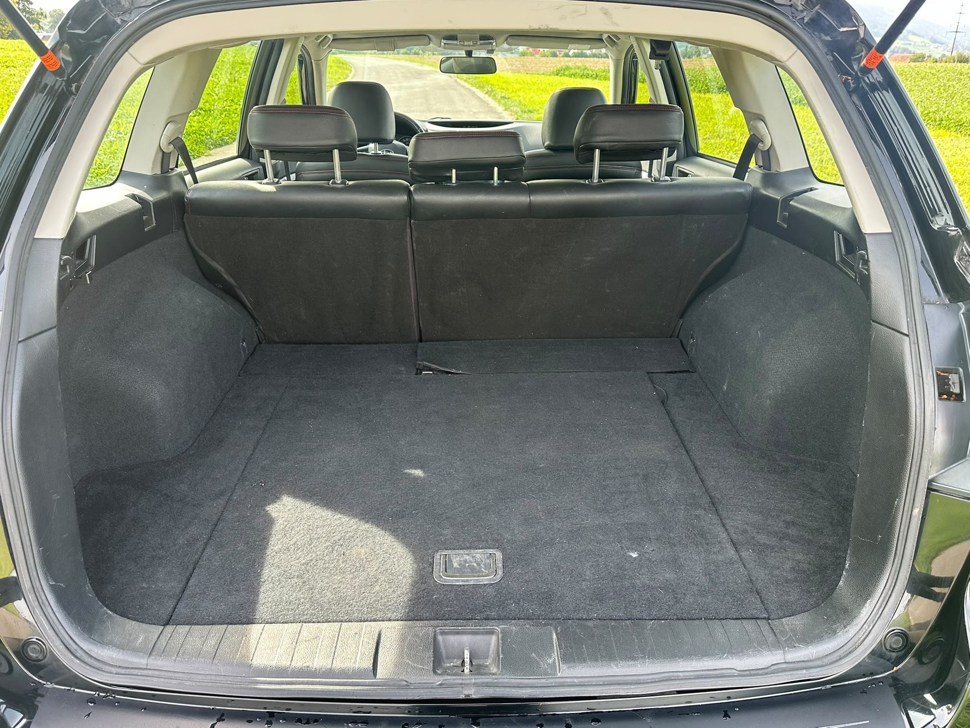 SUBARU Legacy 2.0i Final-Edition AWD Lineartronic-image-12