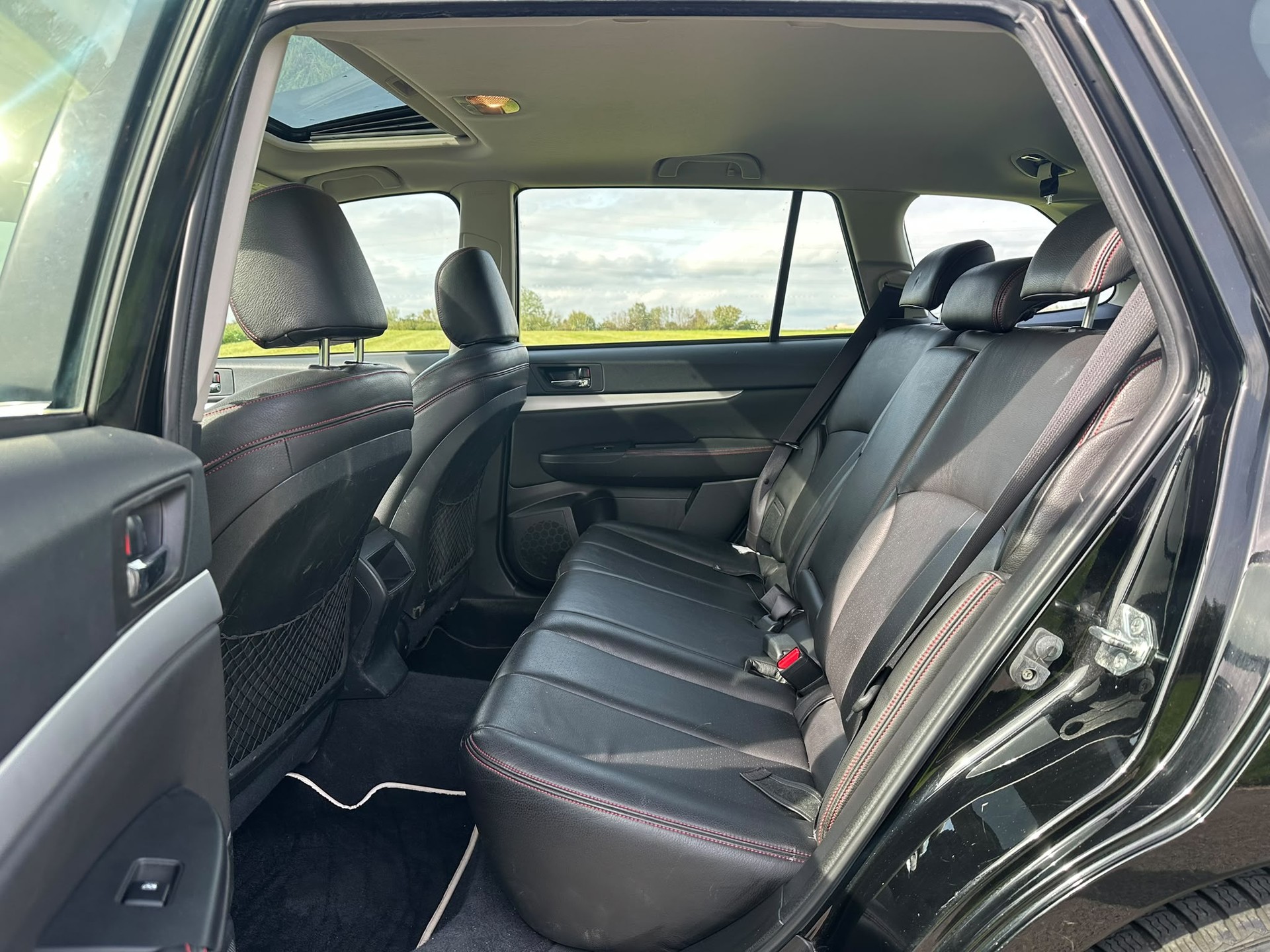 SUBARU Legacy 2.0i Final-Edition AWD Lineartronic-image-11