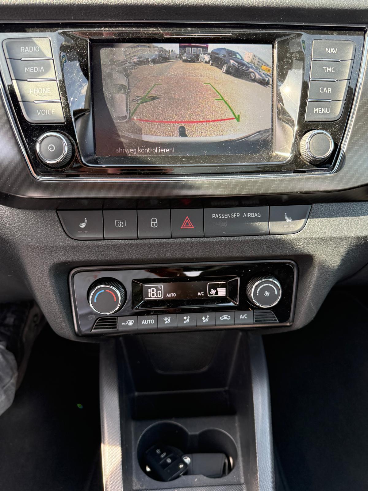 SKODA Fabia 1.0 TSI Monte Carlo DSG-image-17