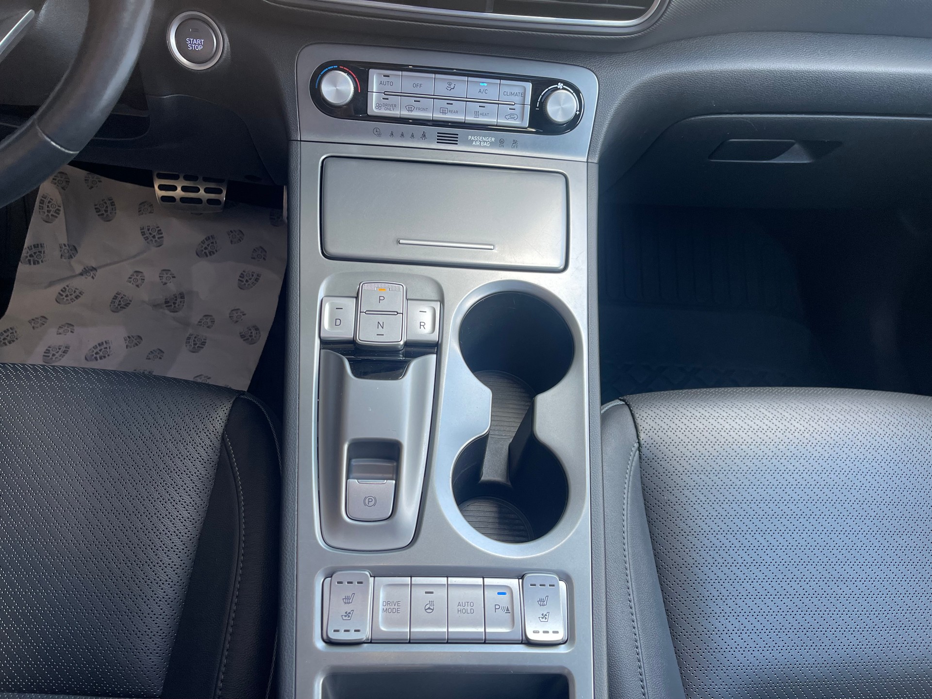 HYUNDAI Kona 64 kWh Electric Vertex-image-10
