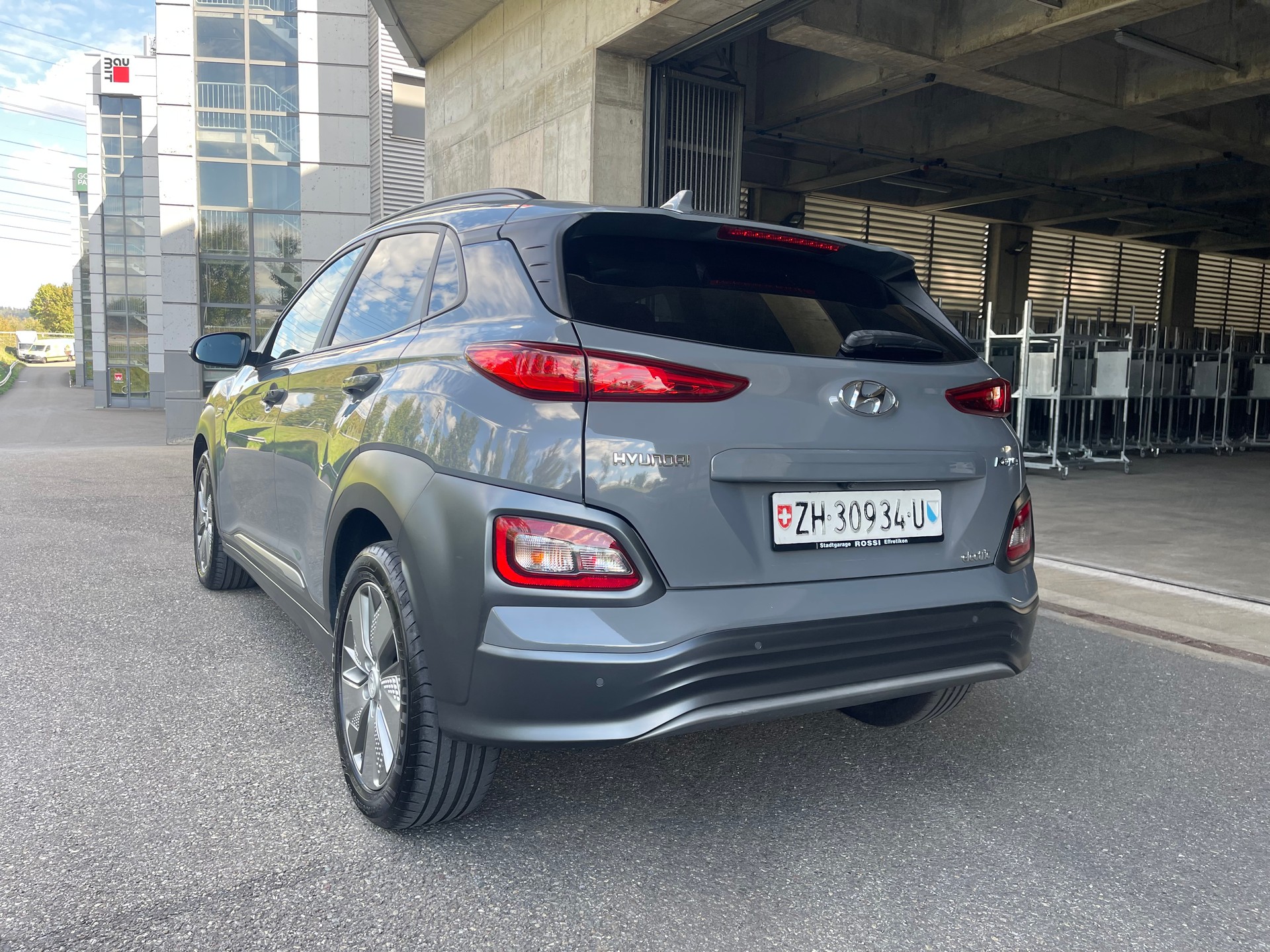 HYUNDAI Kona 64 kWh Electric Vertex-image-3