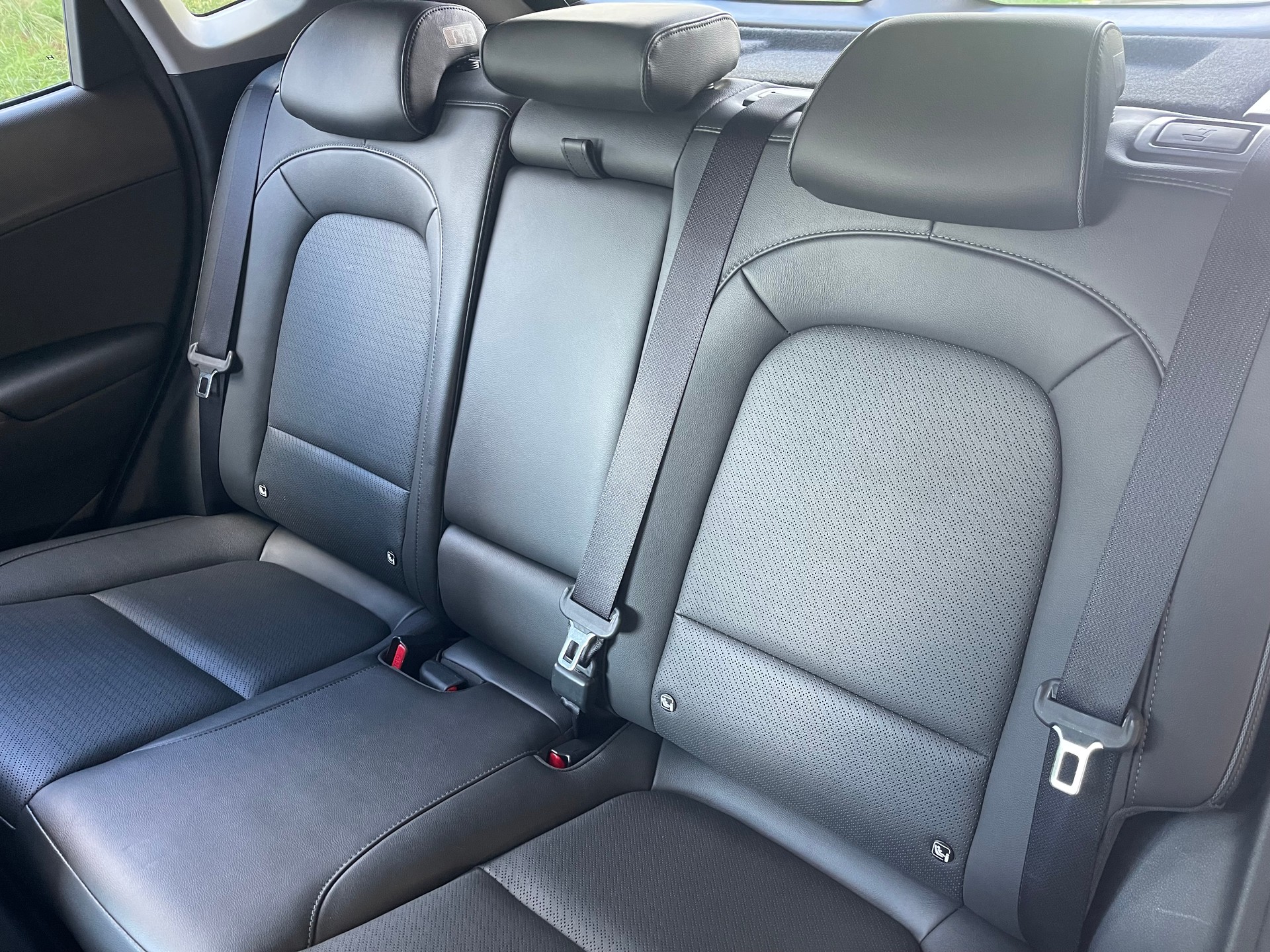 HYUNDAI Kona 64 kWh Electric Vertex-image-14