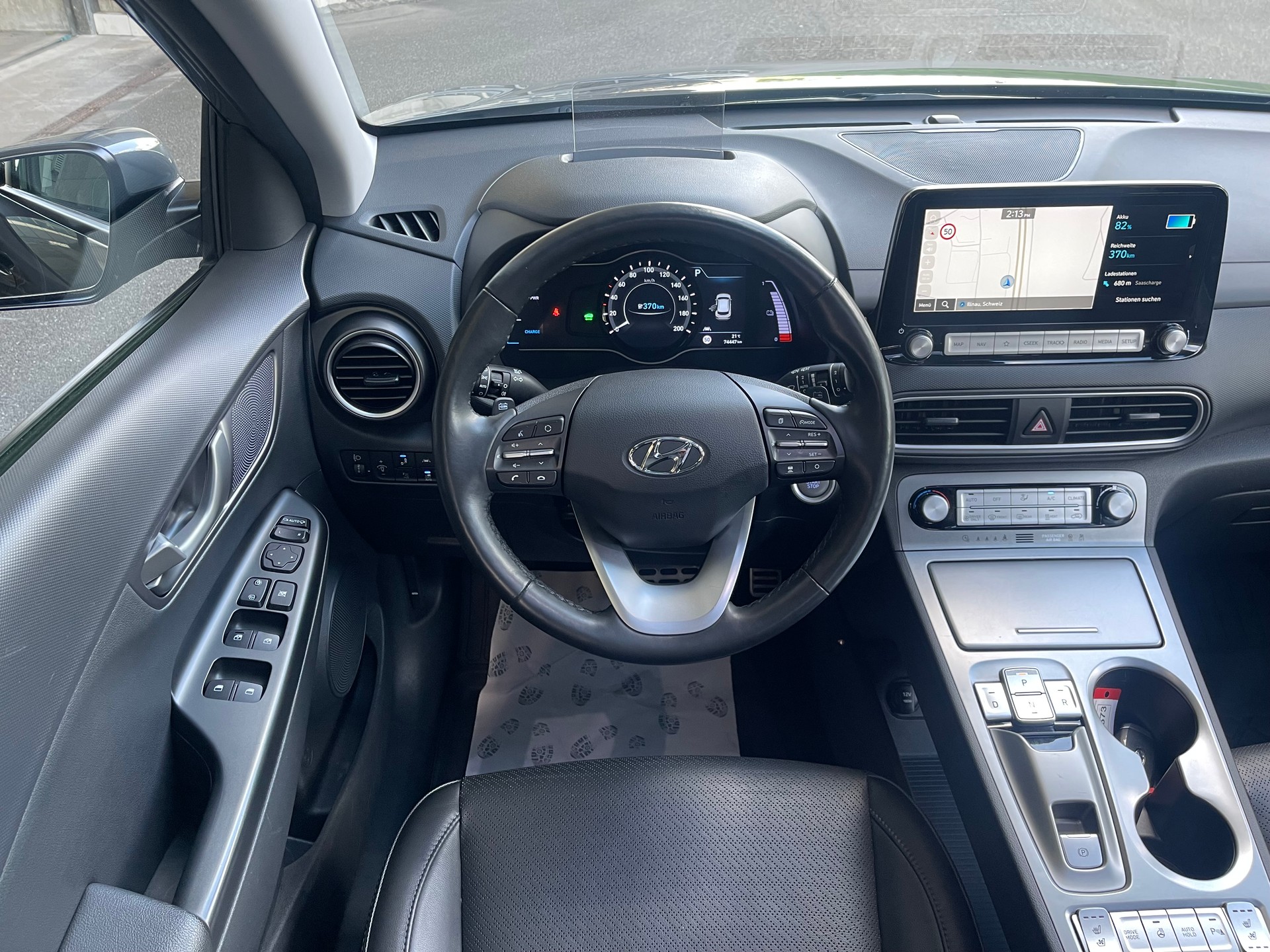 HYUNDAI Kona 64 kWh Electric Vertex-image-8