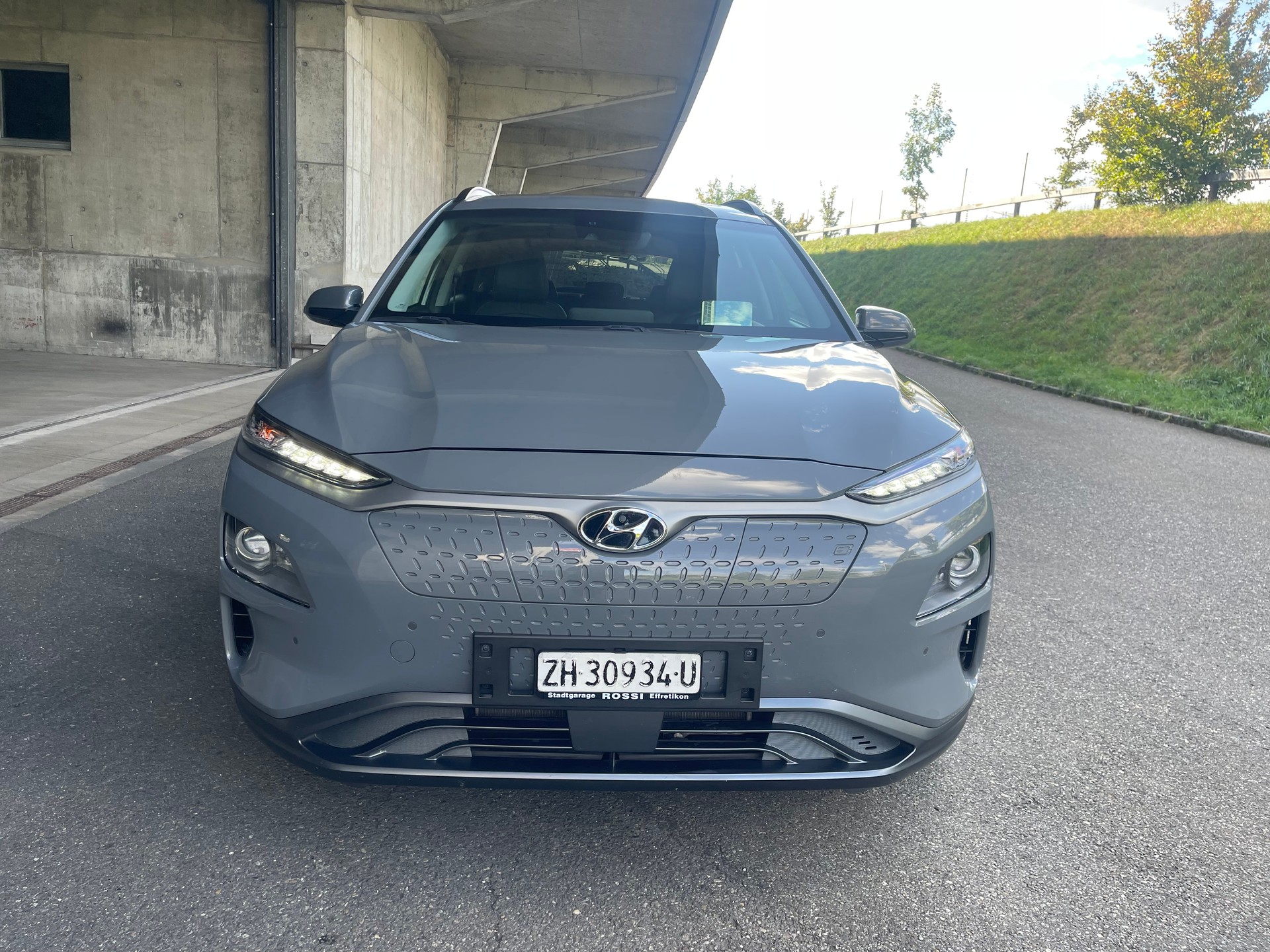 HYUNDAI Kona 64 kWh Electric Vertex-image-1